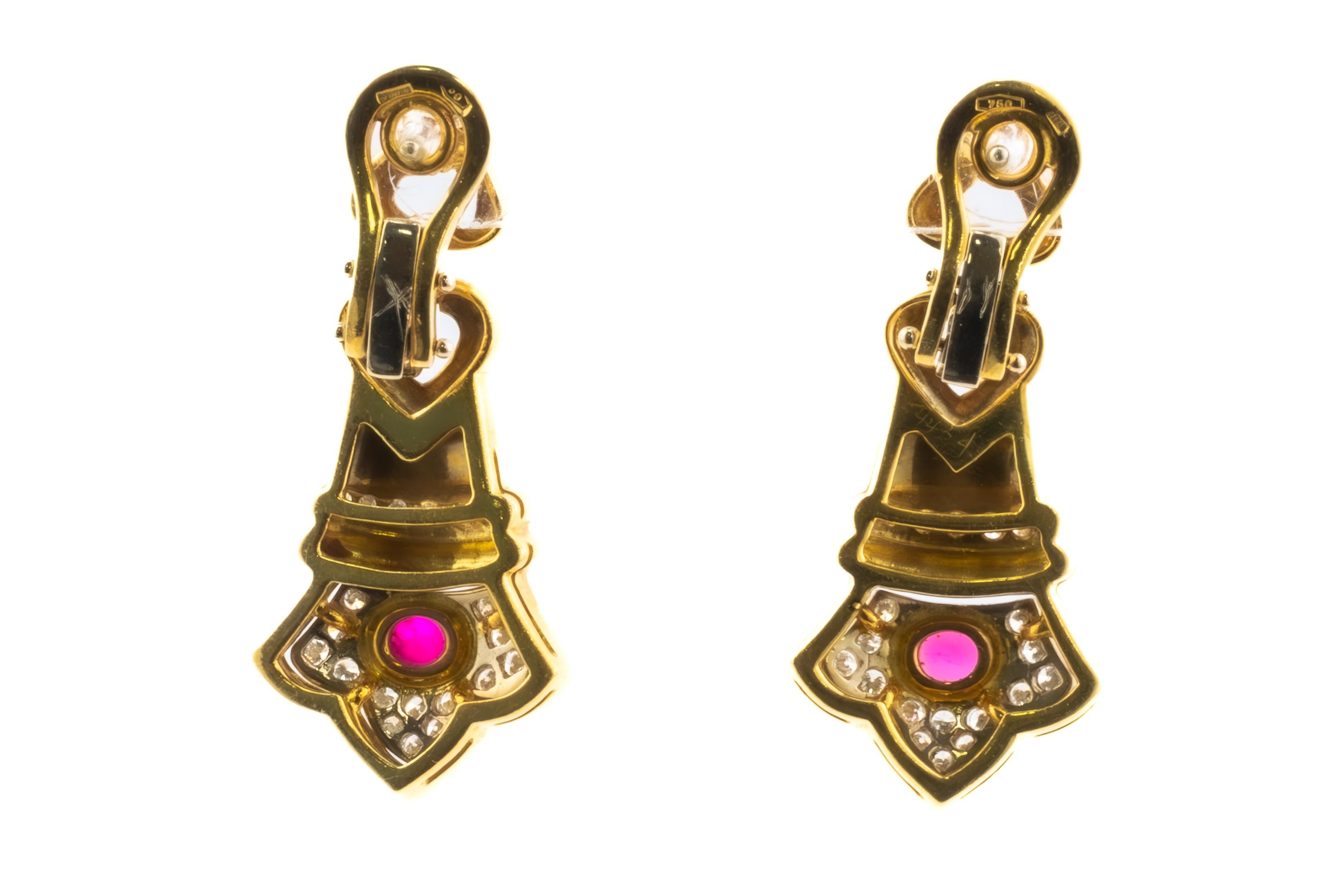 Rétro Orecchini con rubini e diamanti cabochon in vendita
