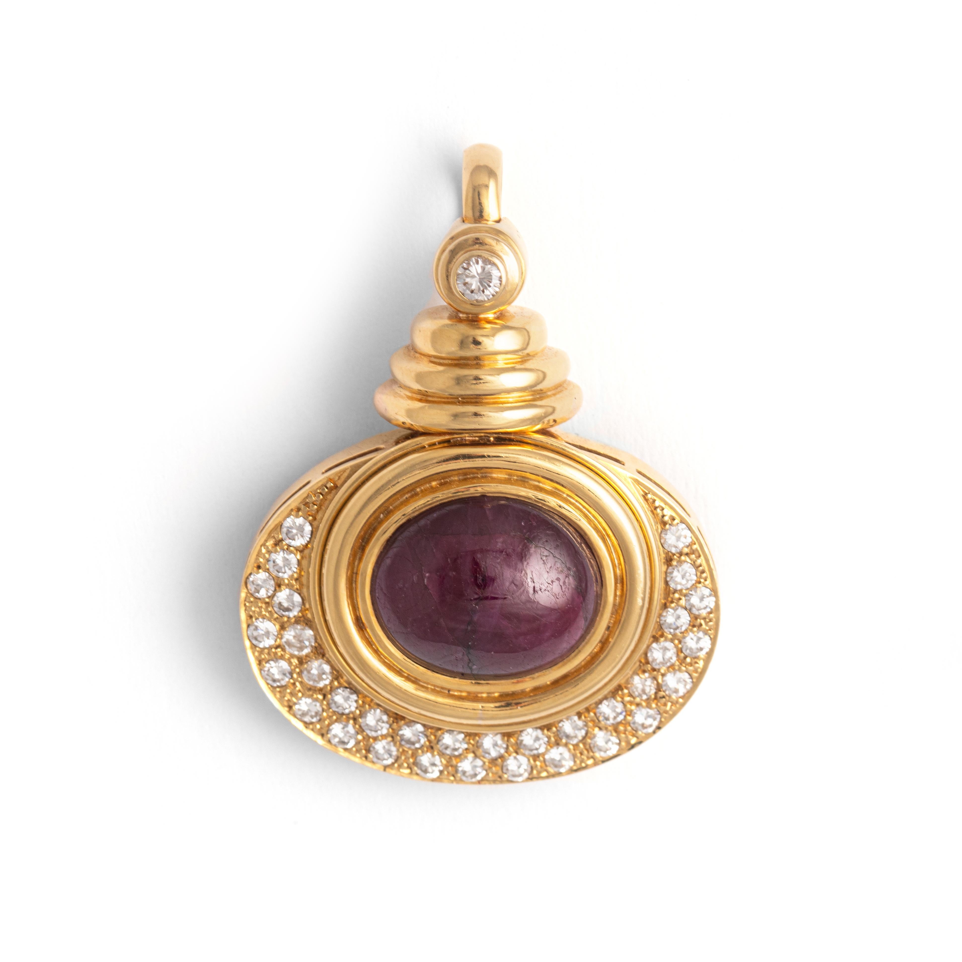 Cabochon Ruby Diamond Yellow Gold Pendant In Excellent Condition For Sale In Geneva, CH