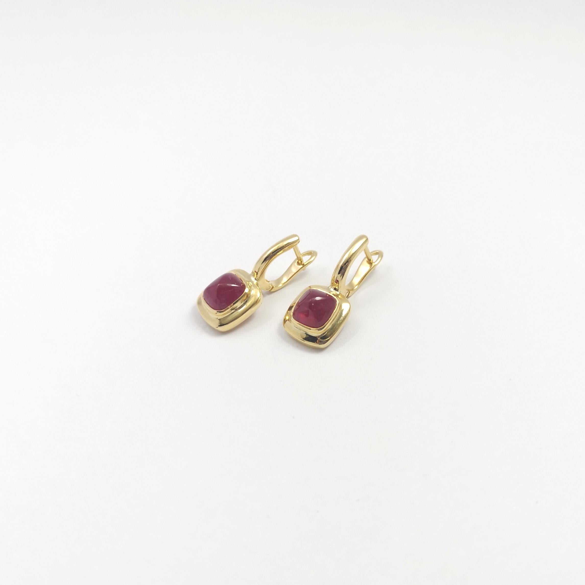 Women's Cabochon Ruby Earrings set in 18K Gold Settings For Sale