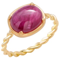 Cabochon Ruby Fourteen Karat Yellow Gold Solitaire Cocktail Twisted Ring