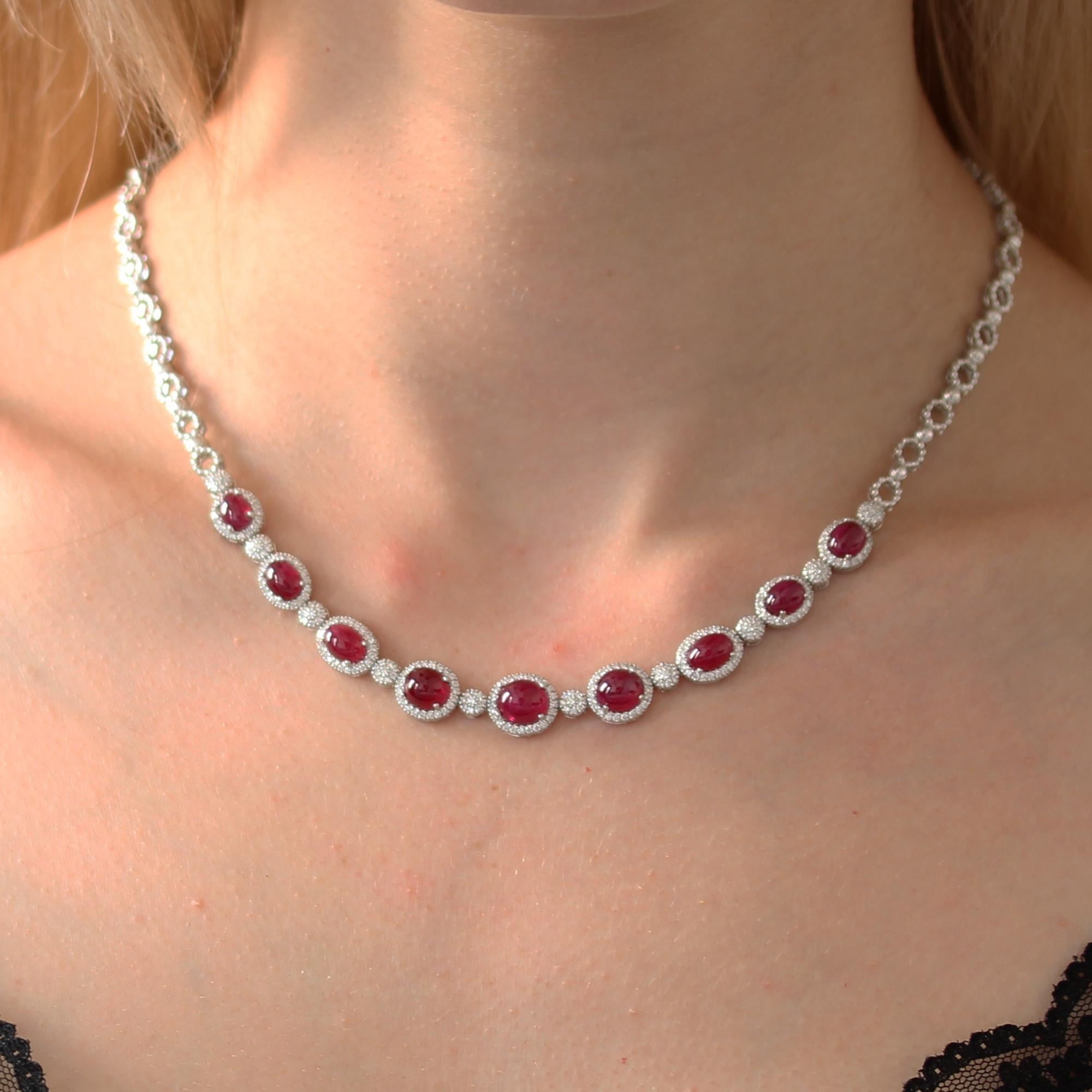 Cabochon Ruby White Gold Necklace  In New Condition For Sale In New York, NY