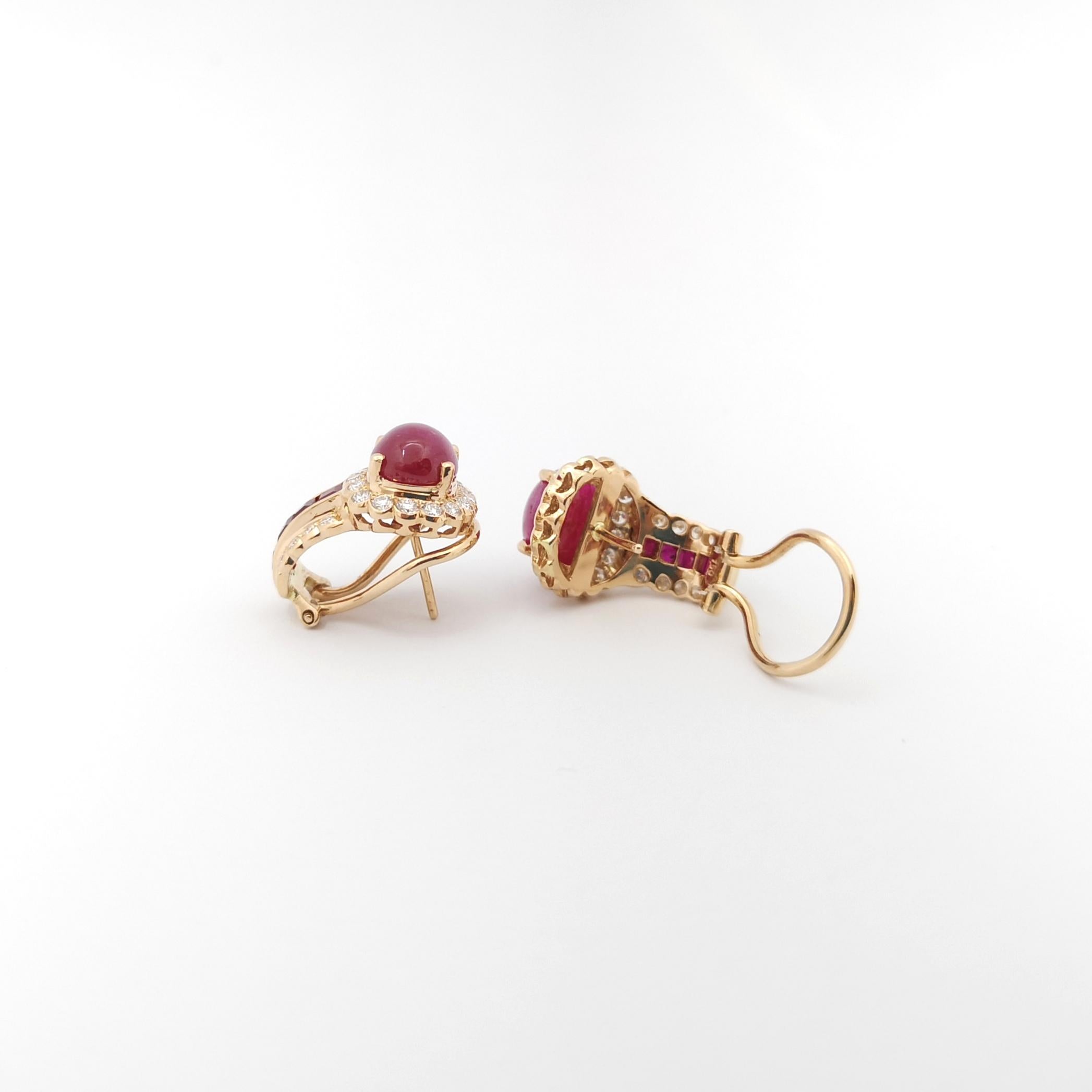 Cabochon Ruby, Ruby and Diamond Earrings set in 18K Rose Gold Settings In New Condition For Sale In Bangkok, TH
