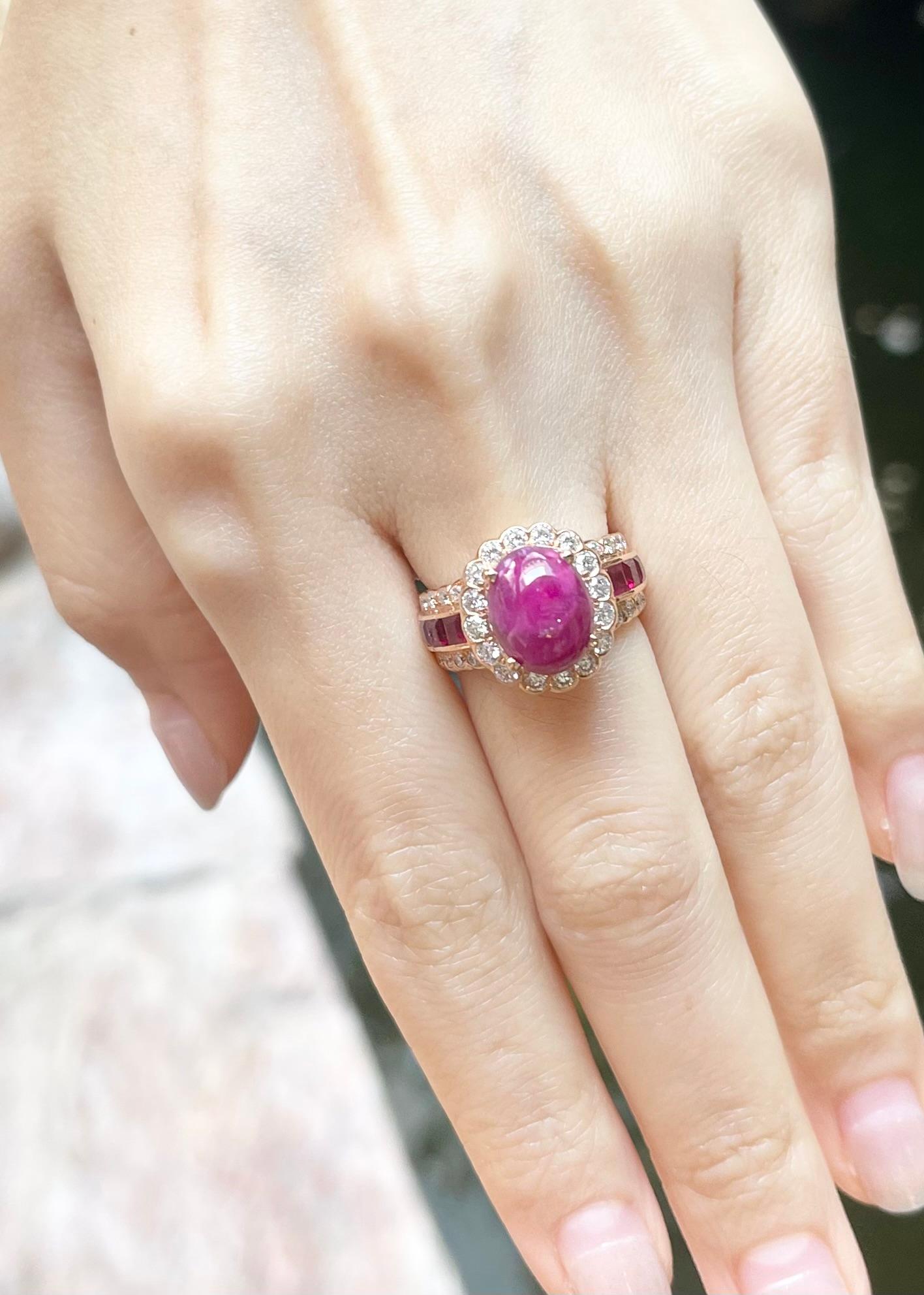 Cabochon Ruby, Ruby and Diamond Ring set in 18K Rose Gold Settings In New Condition For Sale In Bangkok, TH