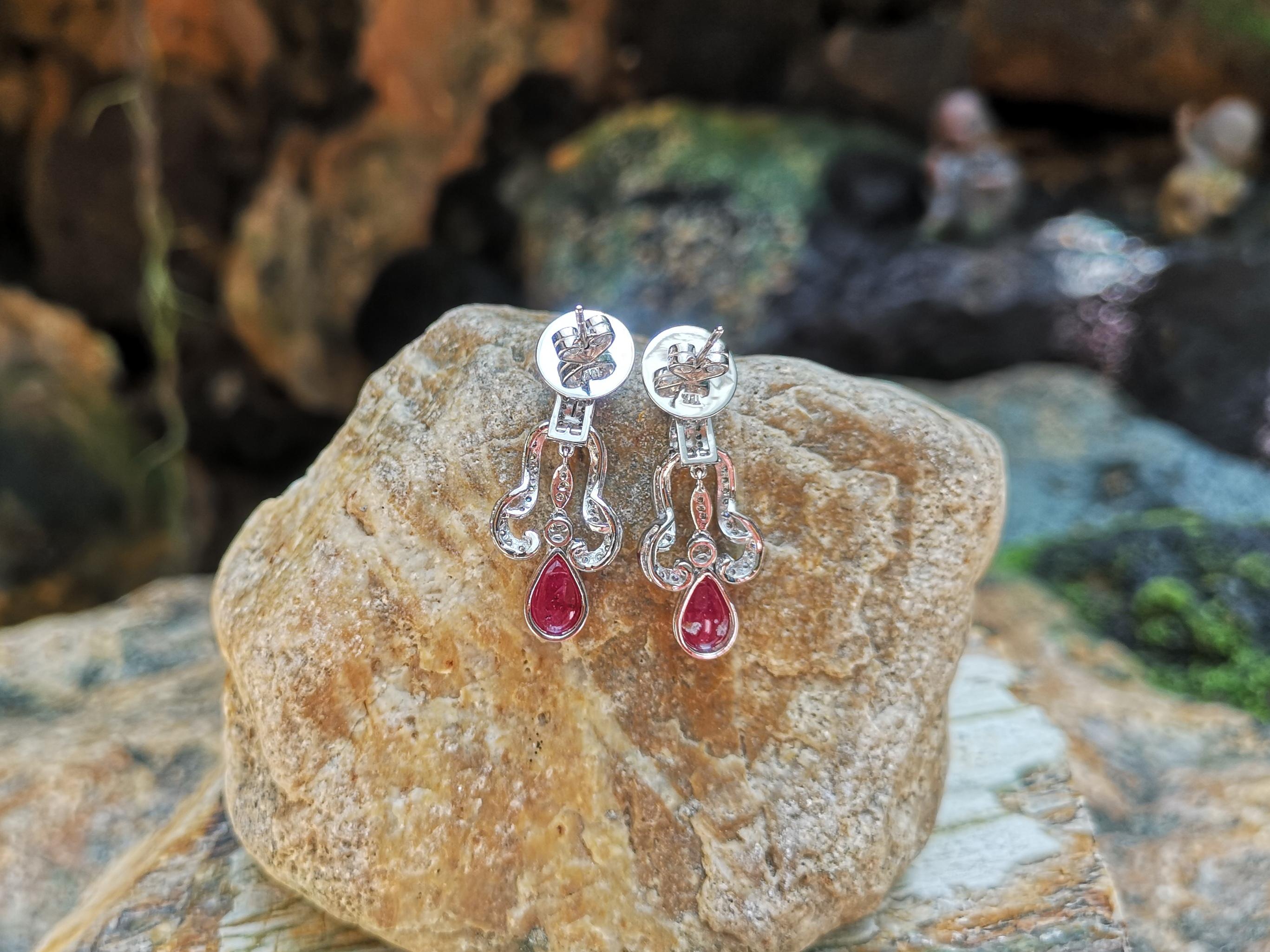 Cabochon Ruby, Ruby with Diamond Earrings Set in 18 Karat White Gold Settings In New Condition For Sale In Bangkok, TH