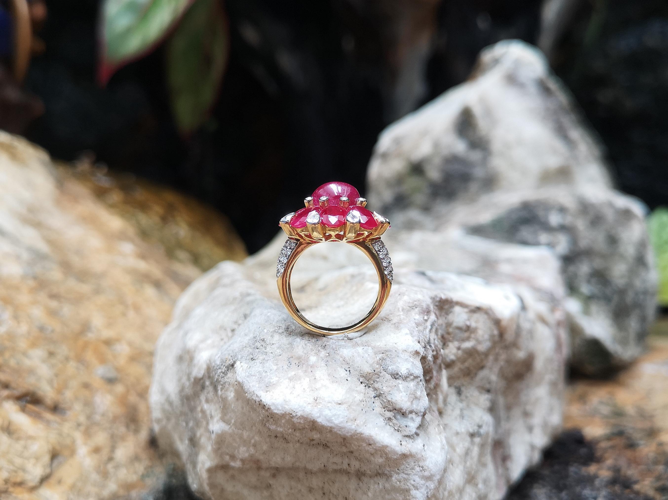 Cabochon Ruby, Ruby with Diamond Ring Set in 18 Karat Gold Settings For Sale 9
