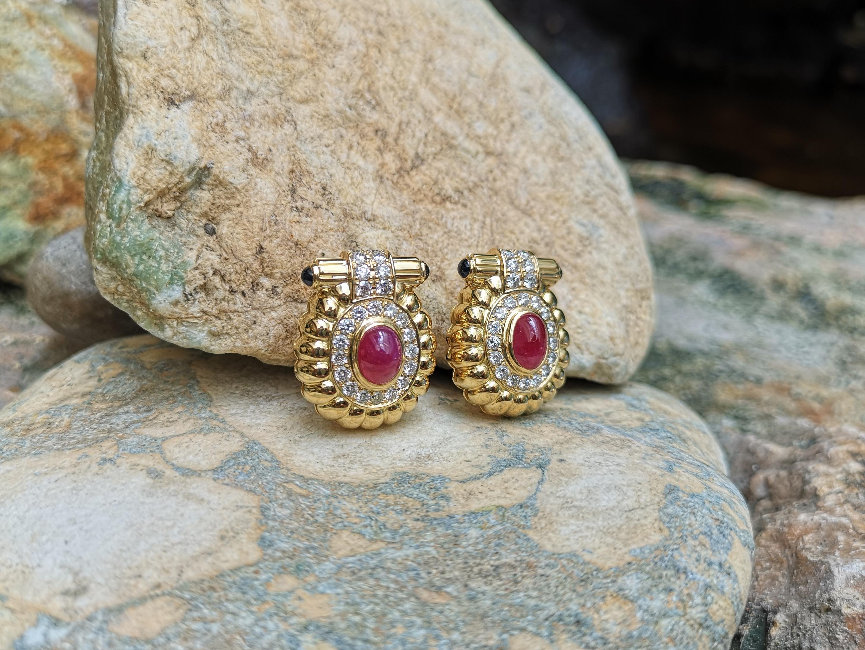 Cabochon Ruby with Diamond and Cabochon Blue Sapphire Earrings in 18 Karat Gold In New Condition For Sale In Bangkok, TH