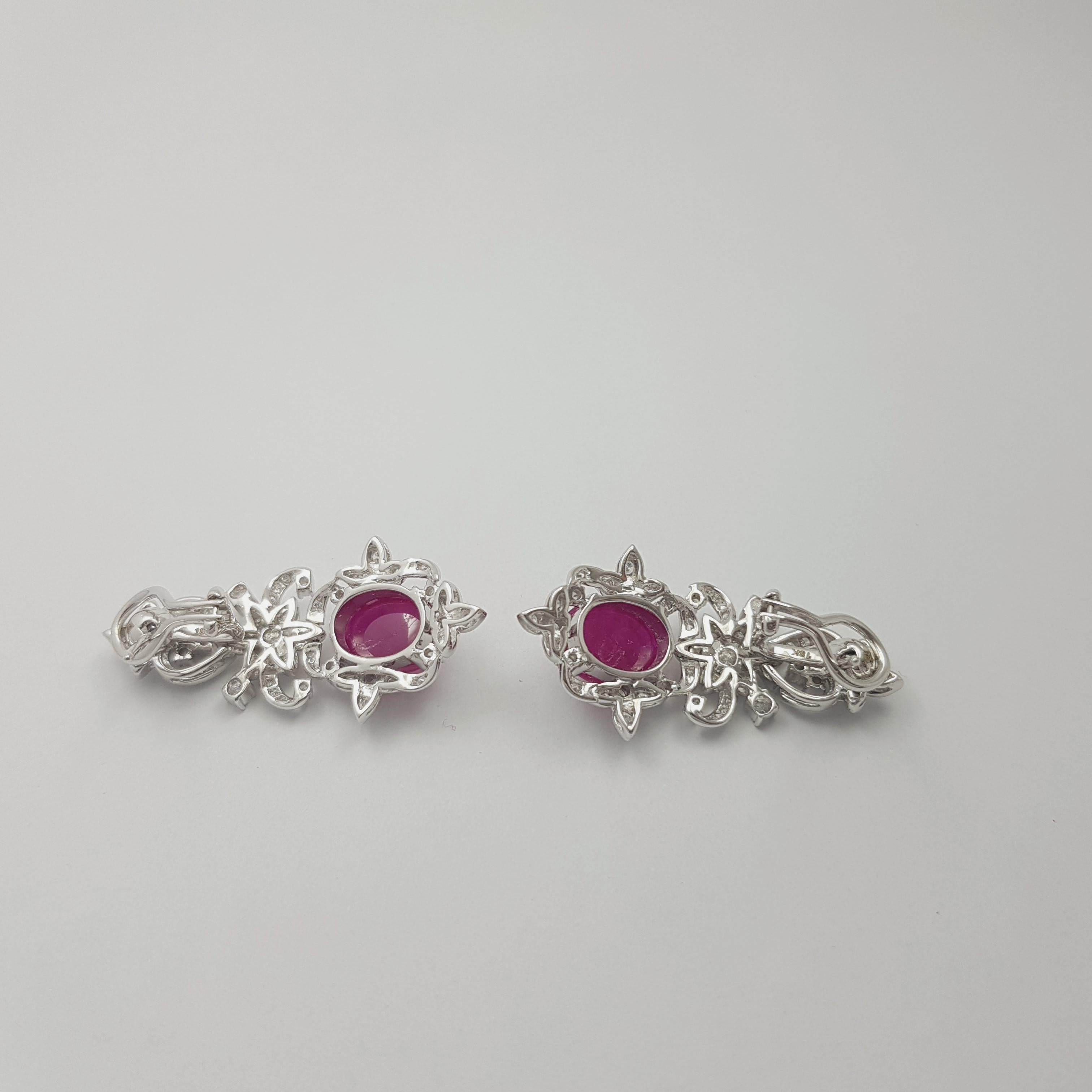 Cabochon Ruby with Diamond Earrings set in 18K White Gold Settings in vendita 2