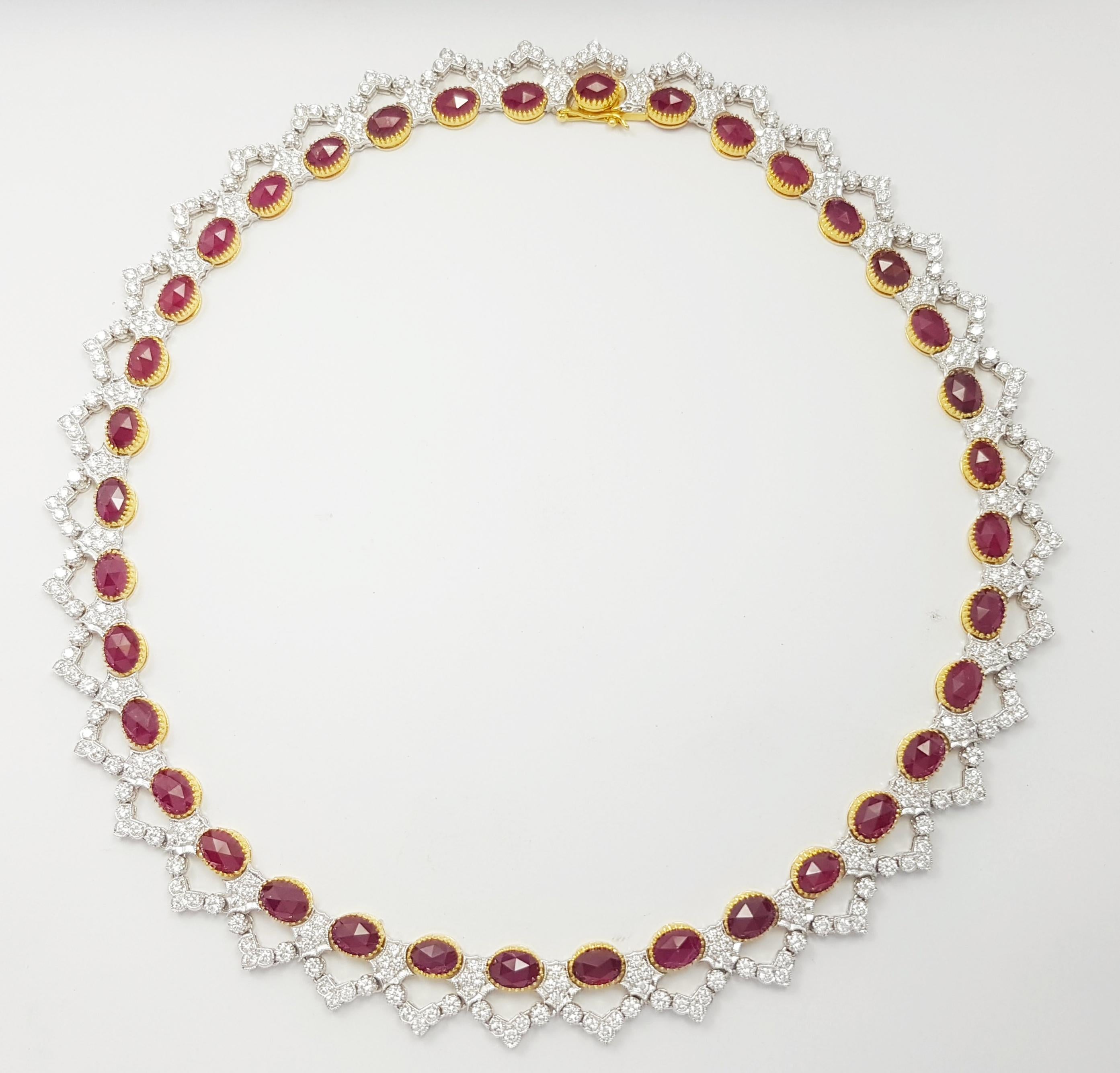 Art déco Collier de rubis cabochon avec diamants en or 18 carats en vente