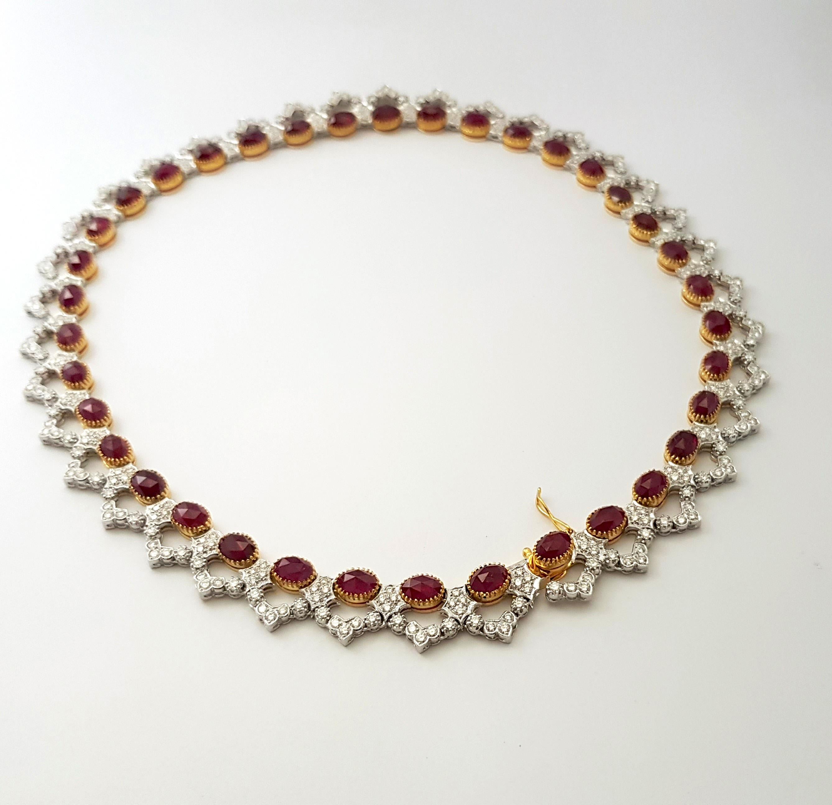 Collier de rubis cabochon avec diamants en or 18 carats en vente 2