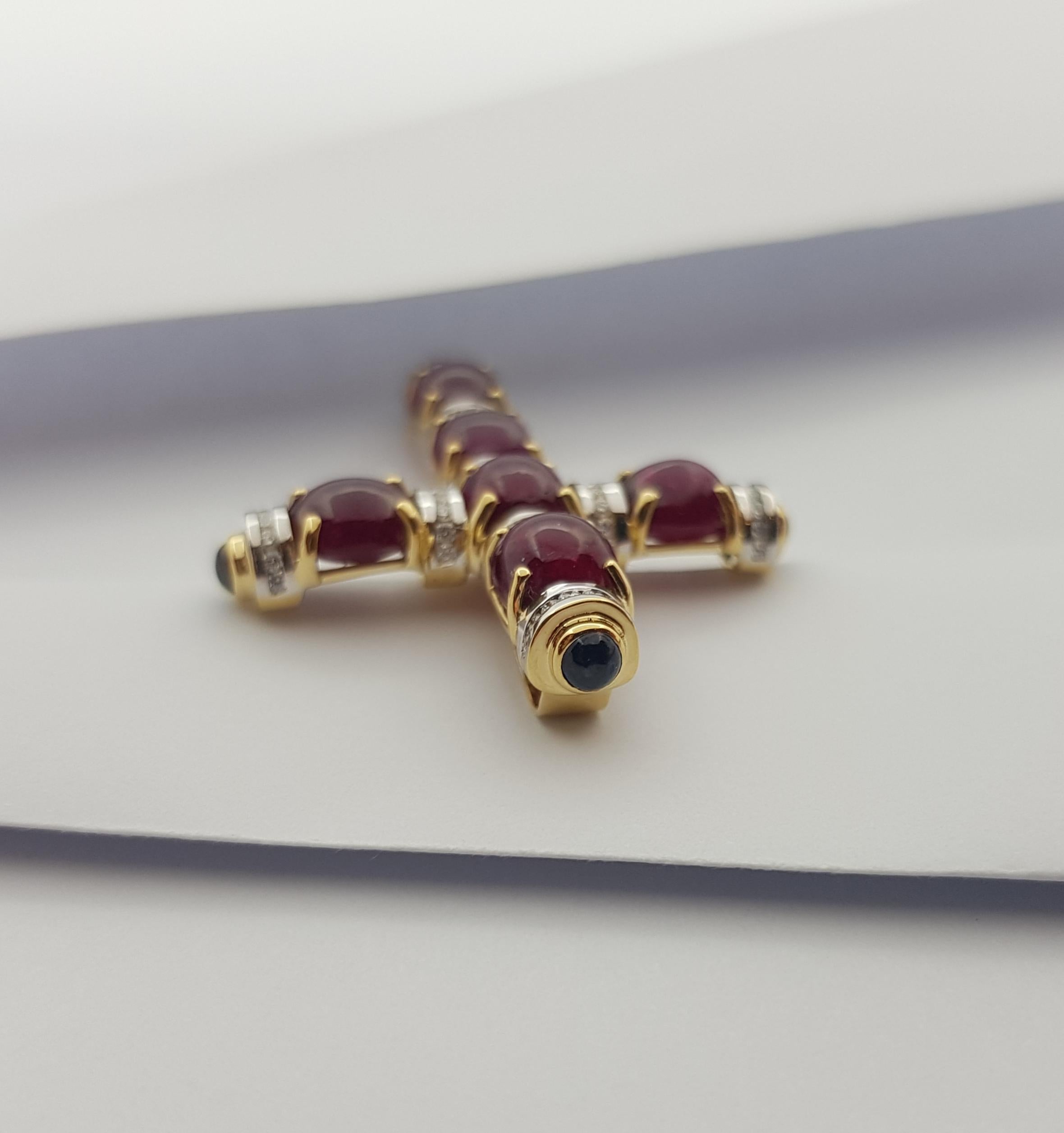 Cabochon Ruby with Diamond Pendant set in 18 Karat Gold Settings For Sale 3
