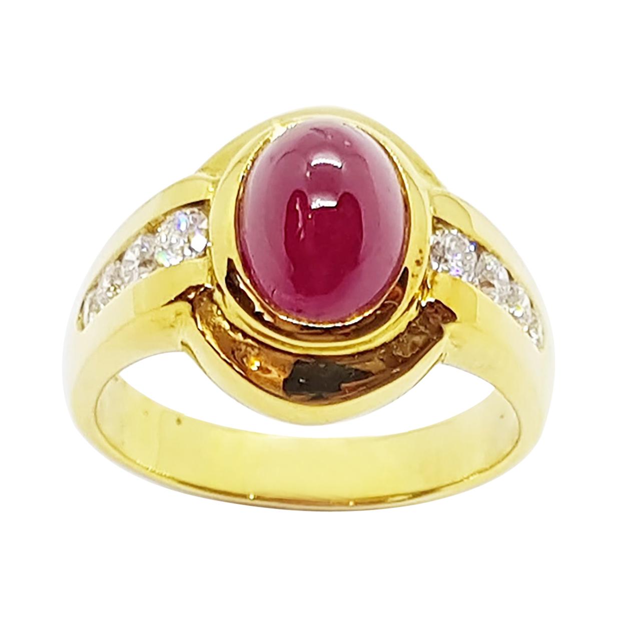 Cabochon Ruby with Diamond Ring Set in 18 Karat Gold Settings