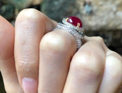 Cabochon Ruby with Diamond Ring Set in 18 Karat White Gold Settings