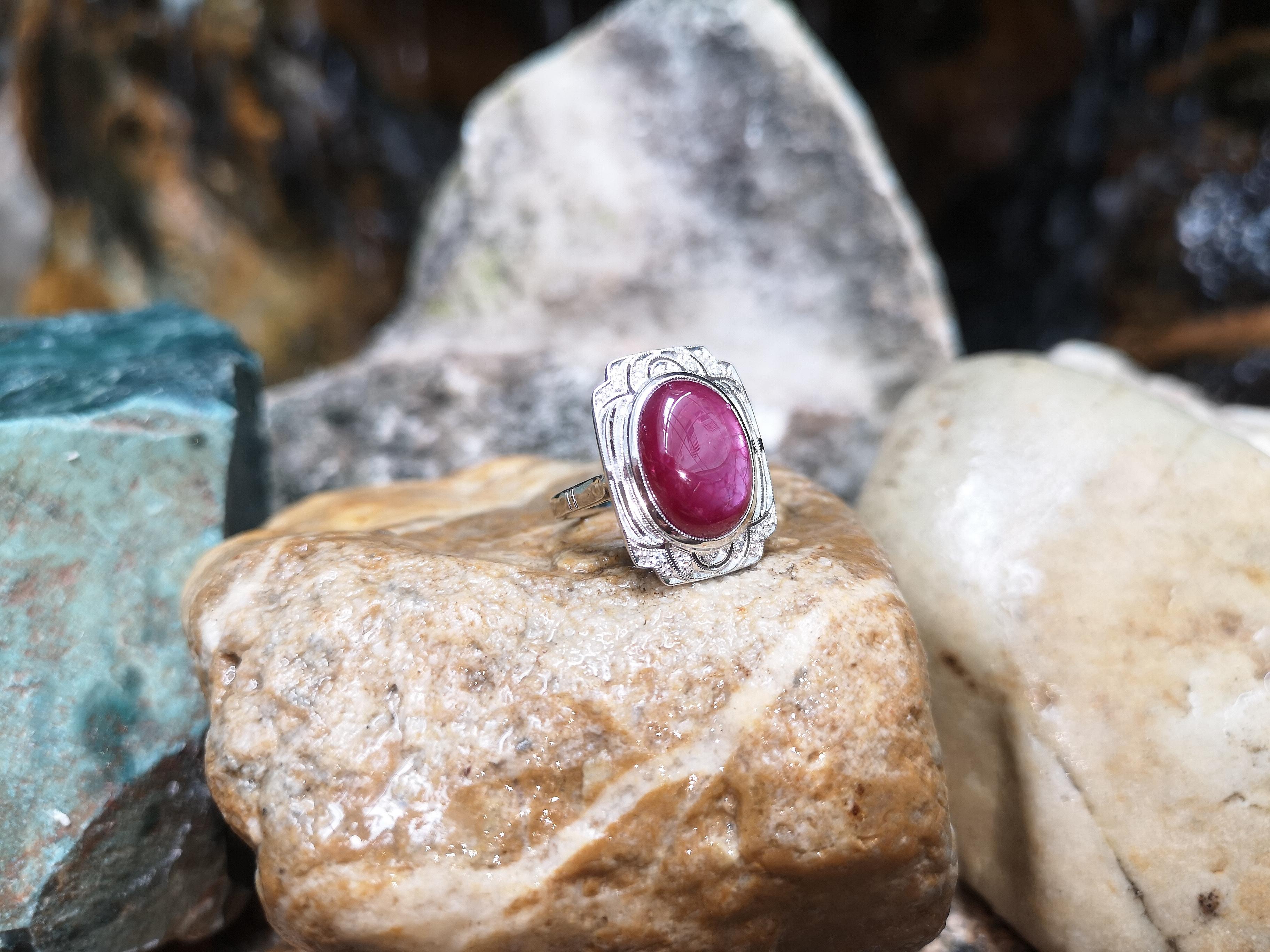 Cabochon Ruby with Diamond Ring Set in 18 Karat White Gold Settings For Sale 2