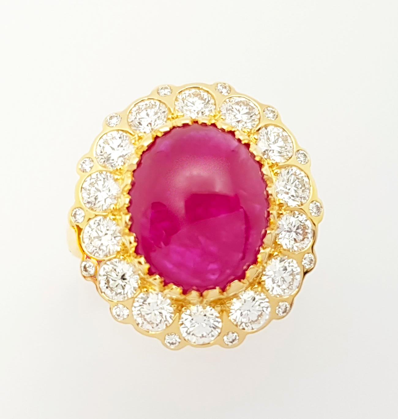 Bague en or 18K sertie de rubis cabochon et de diamants en vente 7