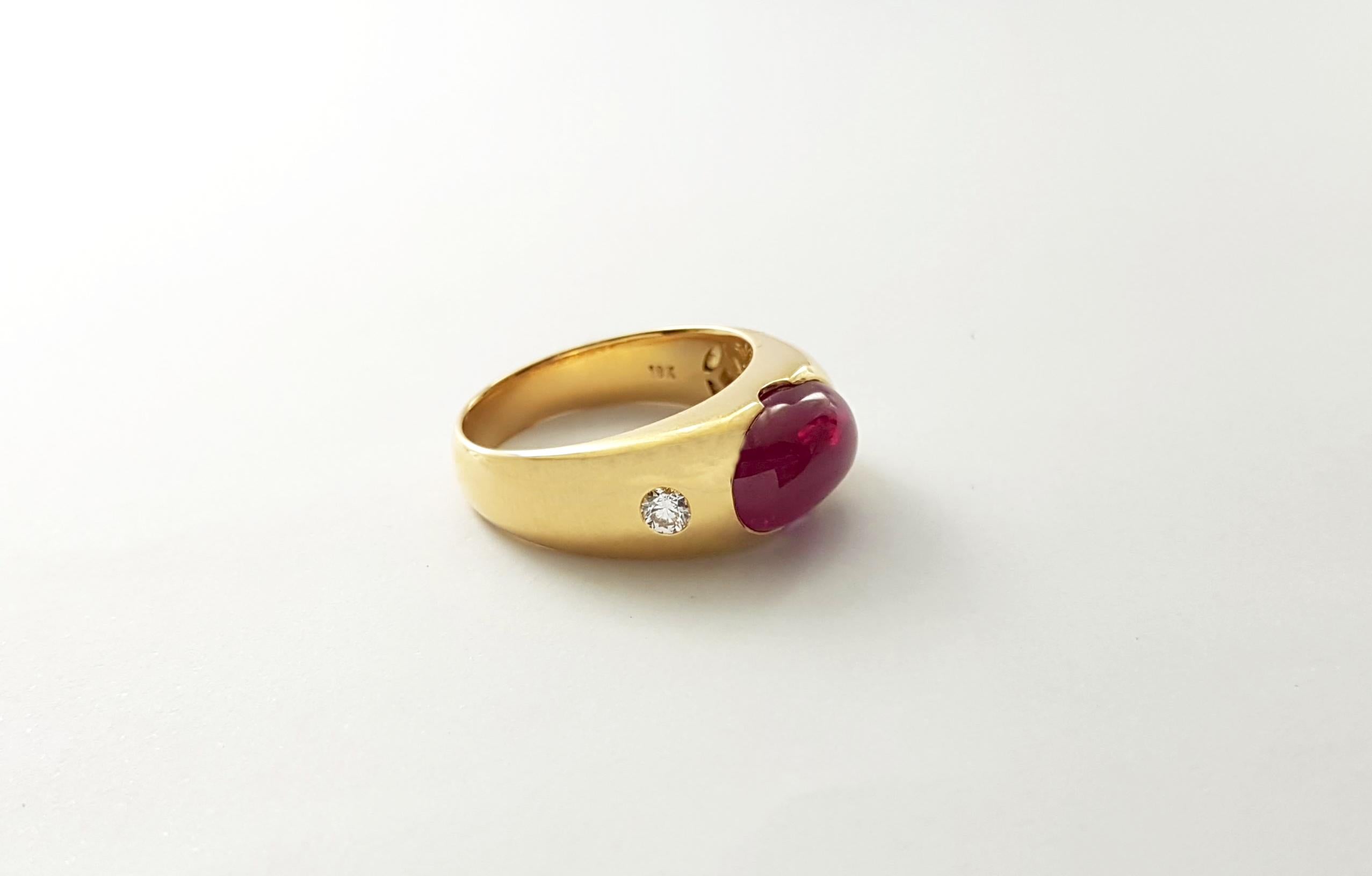 Cabochon-Rubin mit Diamantring in 18 Karat Gold gefasst im Angebot 9