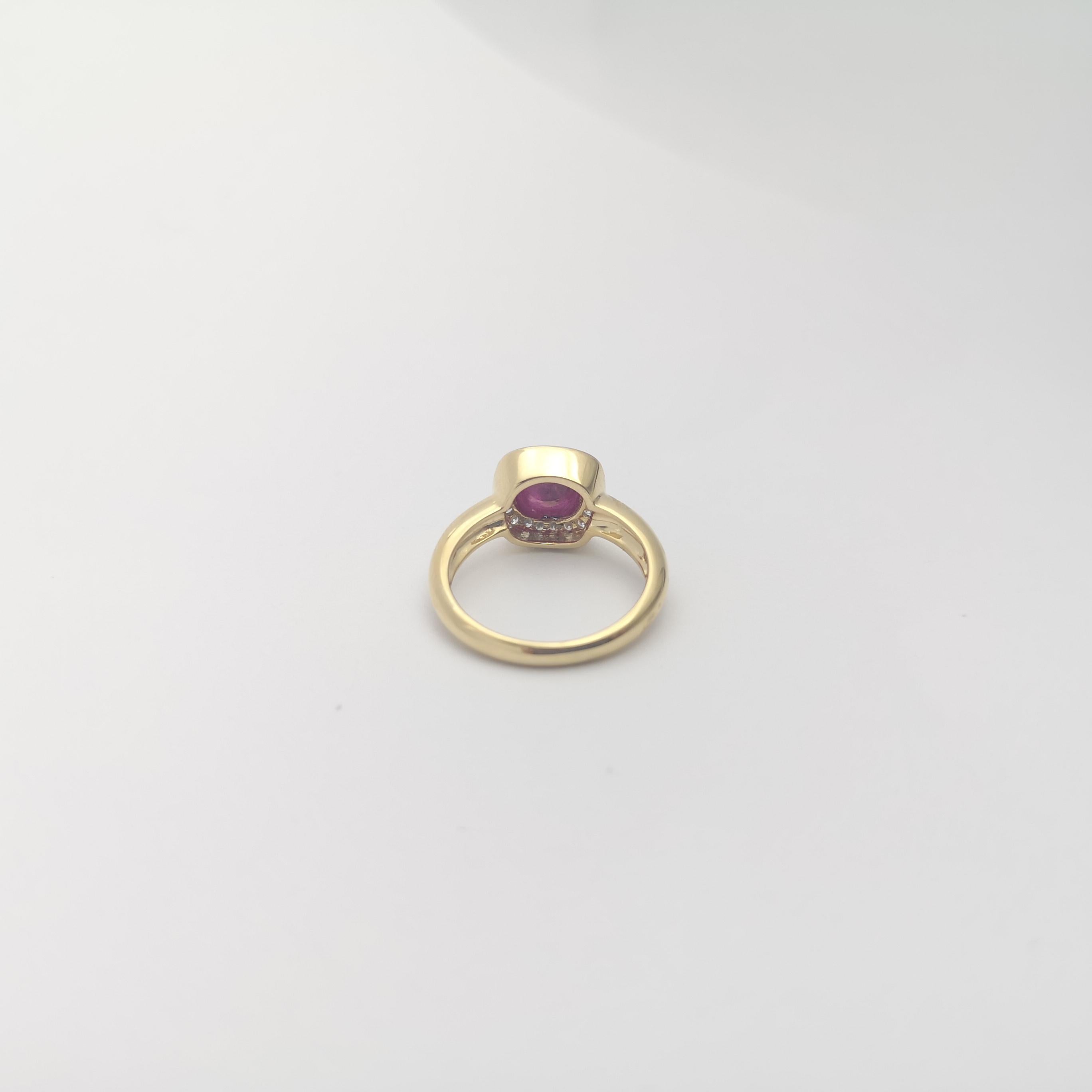 Anillo de Rubí Cabujón con Diamantes engastado en Oro de 18K en venta 1