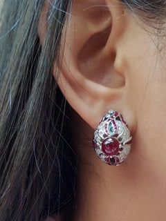 Ohrringe mit Rubin-Cabochon und Rubin-Diamant in 18 Karat Weißgoldfassung