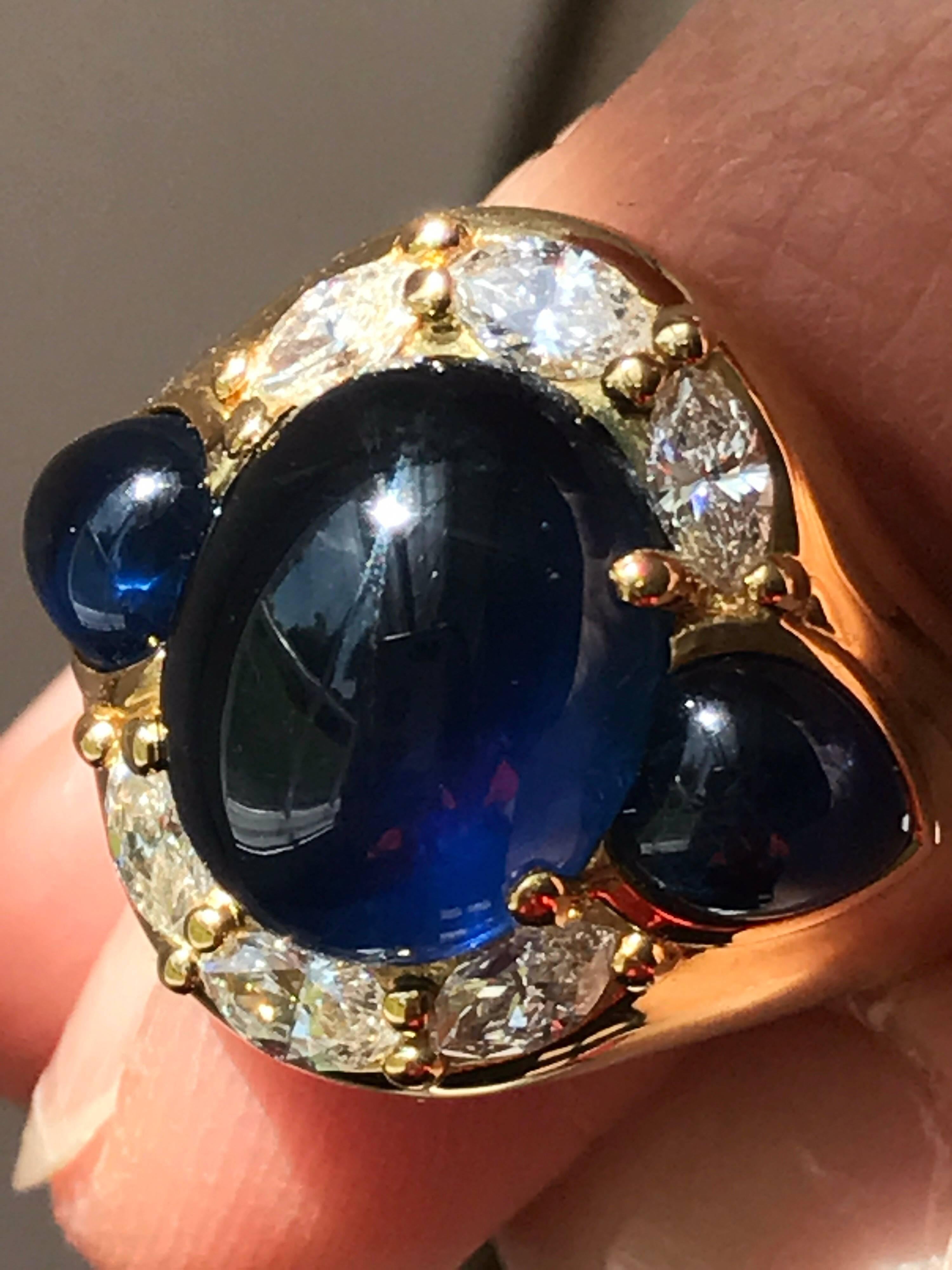 Modern Cabochon Sapphire and Diamond 1970s 18 Karat Gold Dress Ring For Sale