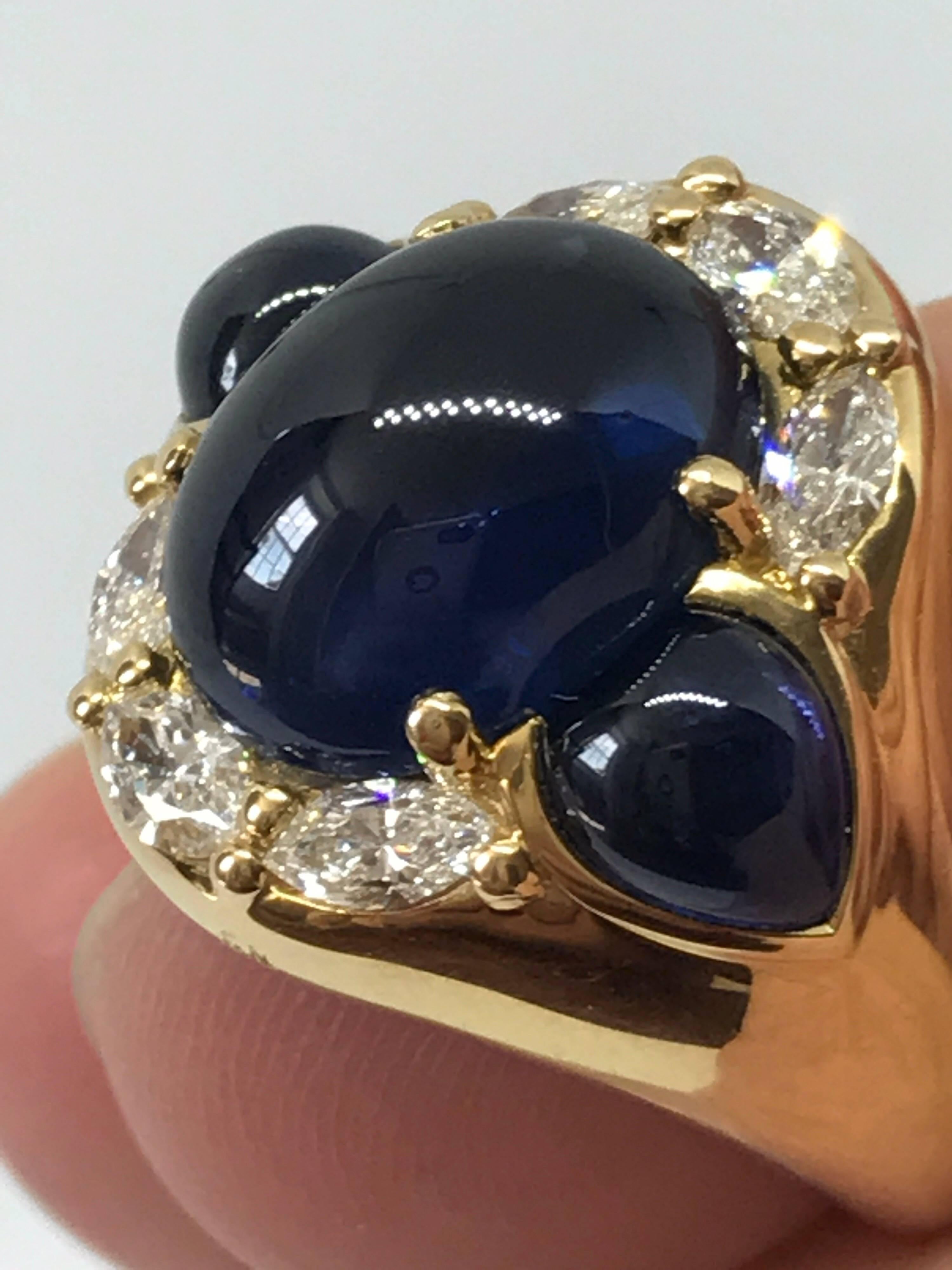 Cabochon Sapphire and Diamond 1970s 18 Karat Gold Dress Ring In Excellent Condition For Sale In Oxford, GB