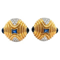 Pendientes de zafiro cabujón y diamantes