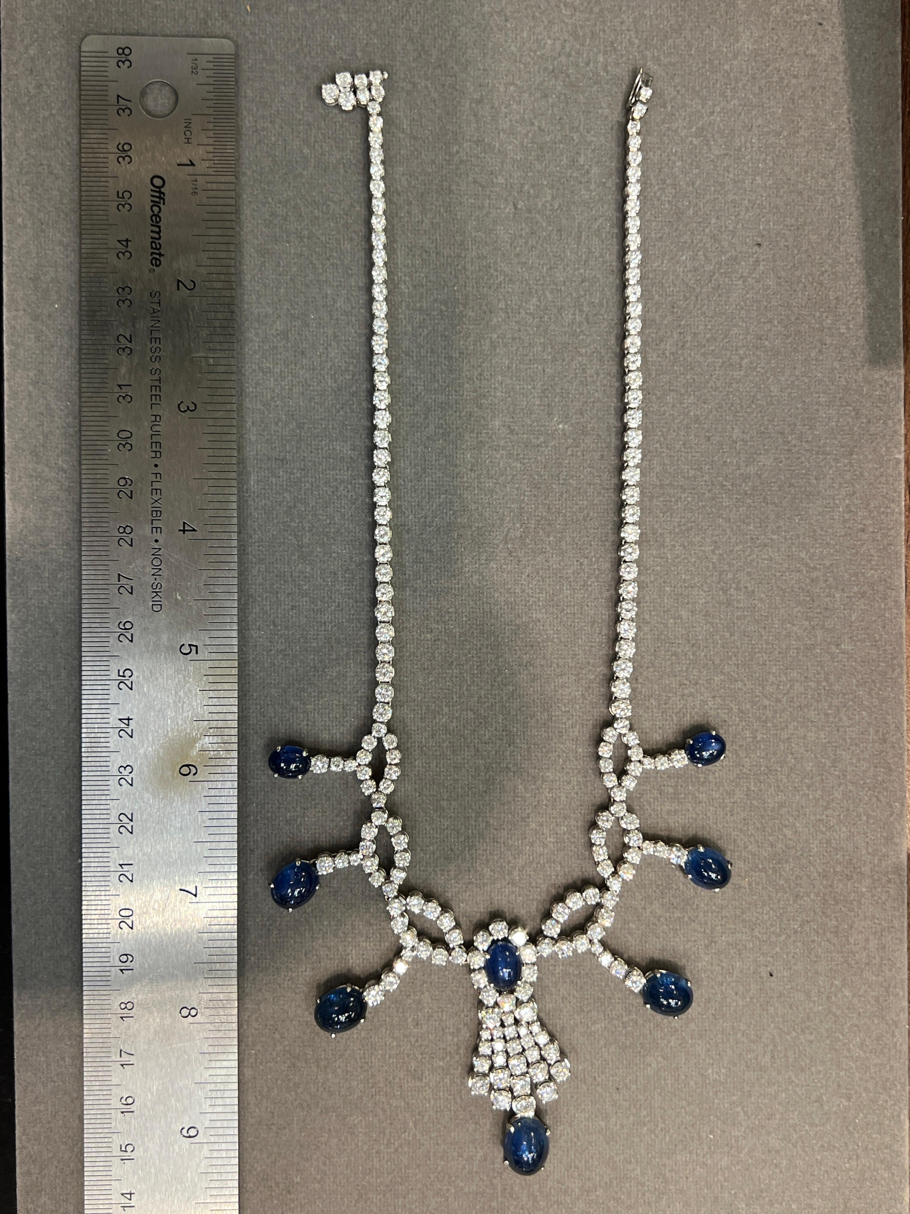 Collier saphir cabochon et diamant Pour femmes en vente