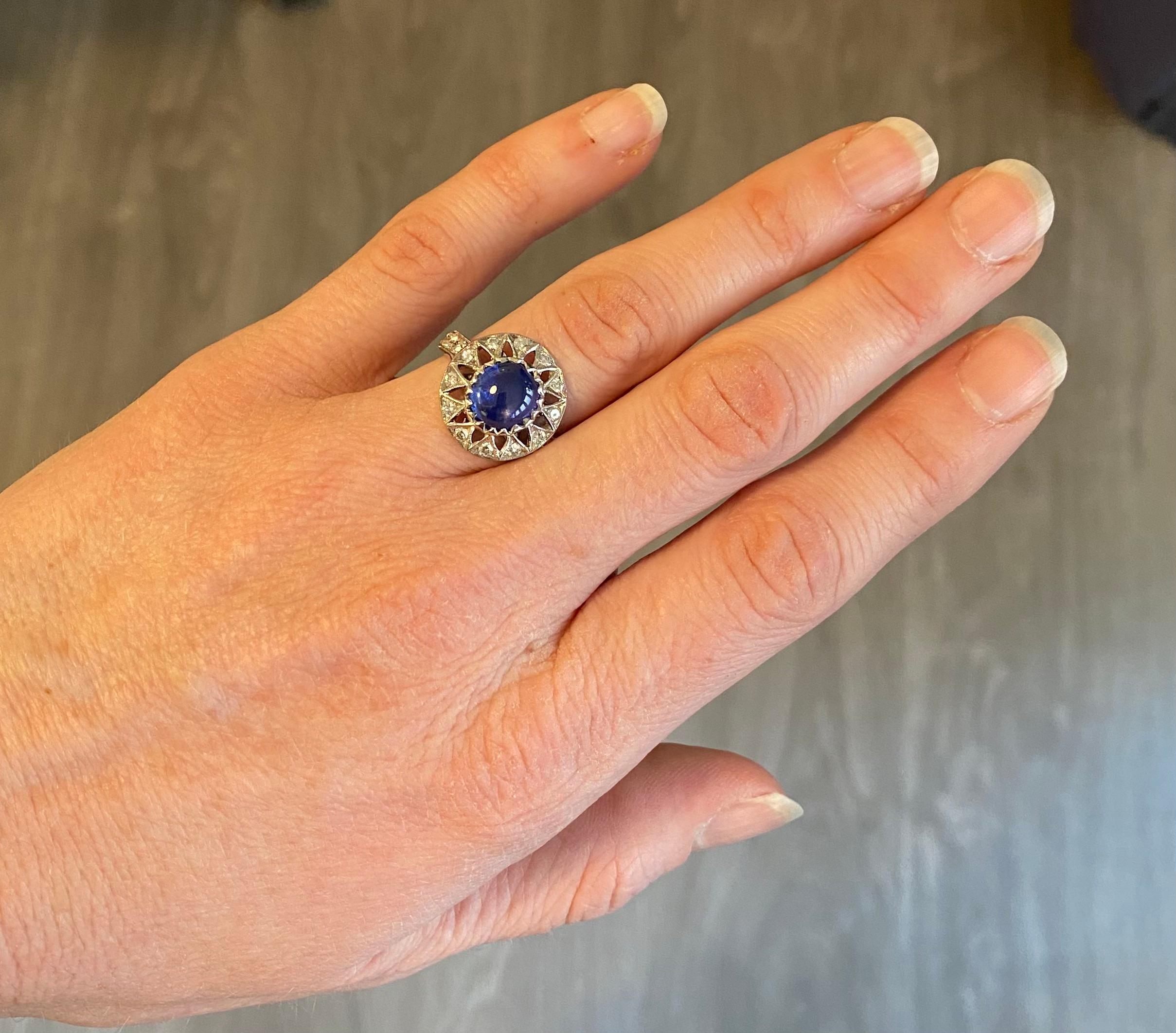 Ring mit Cabochon-Saphir und Diamant im Zustand „Gut“ im Angebot in Genève, CH
