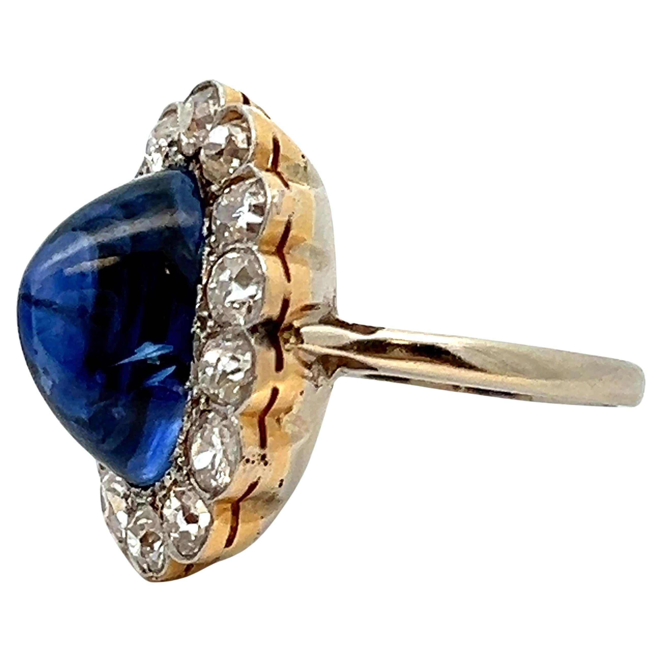 Taglio misto Anello con zaffiro e diamante cabochon in vendita