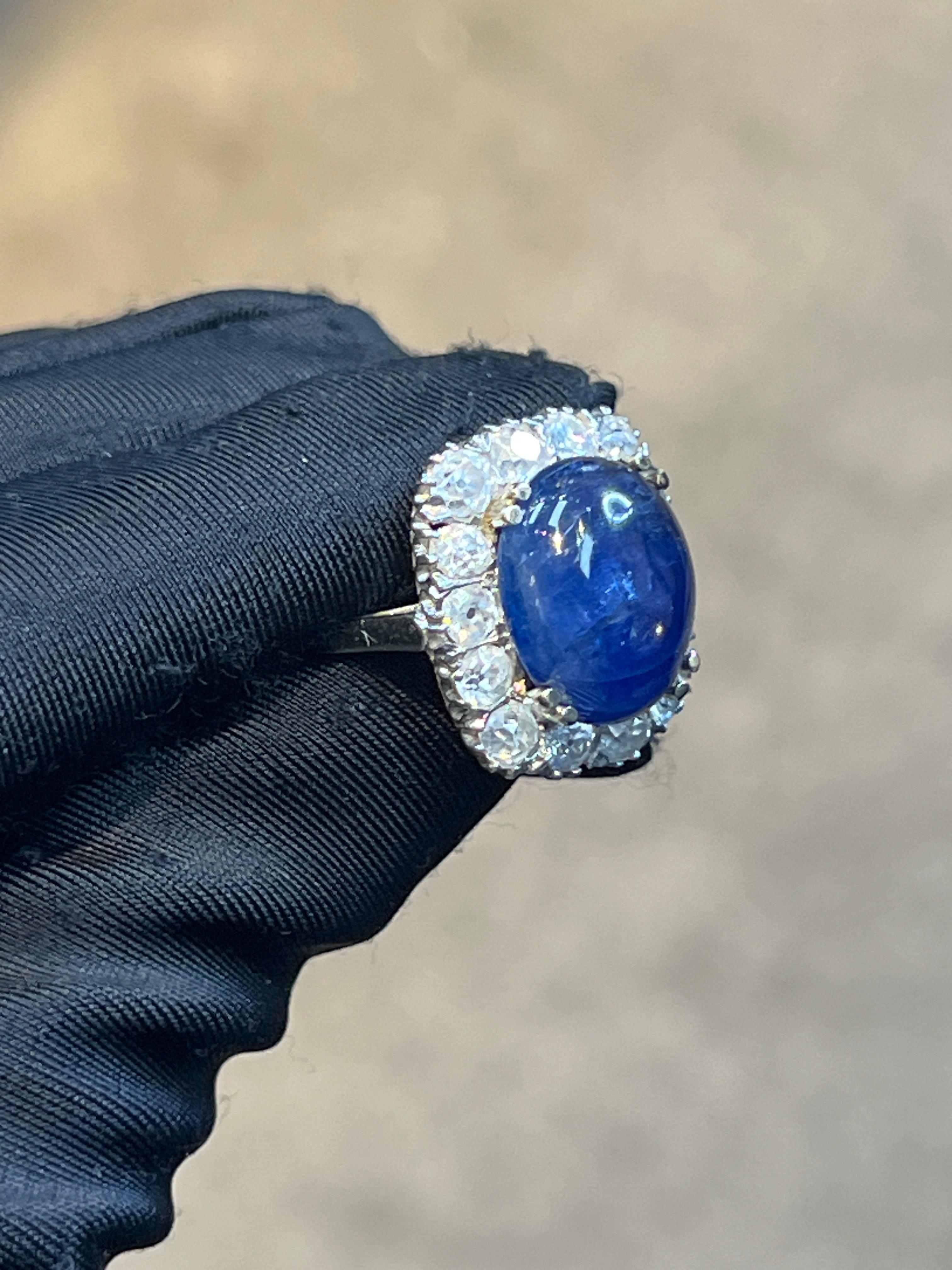 Taglio misto Anello con zaffiro e diamante cabochon in vendita