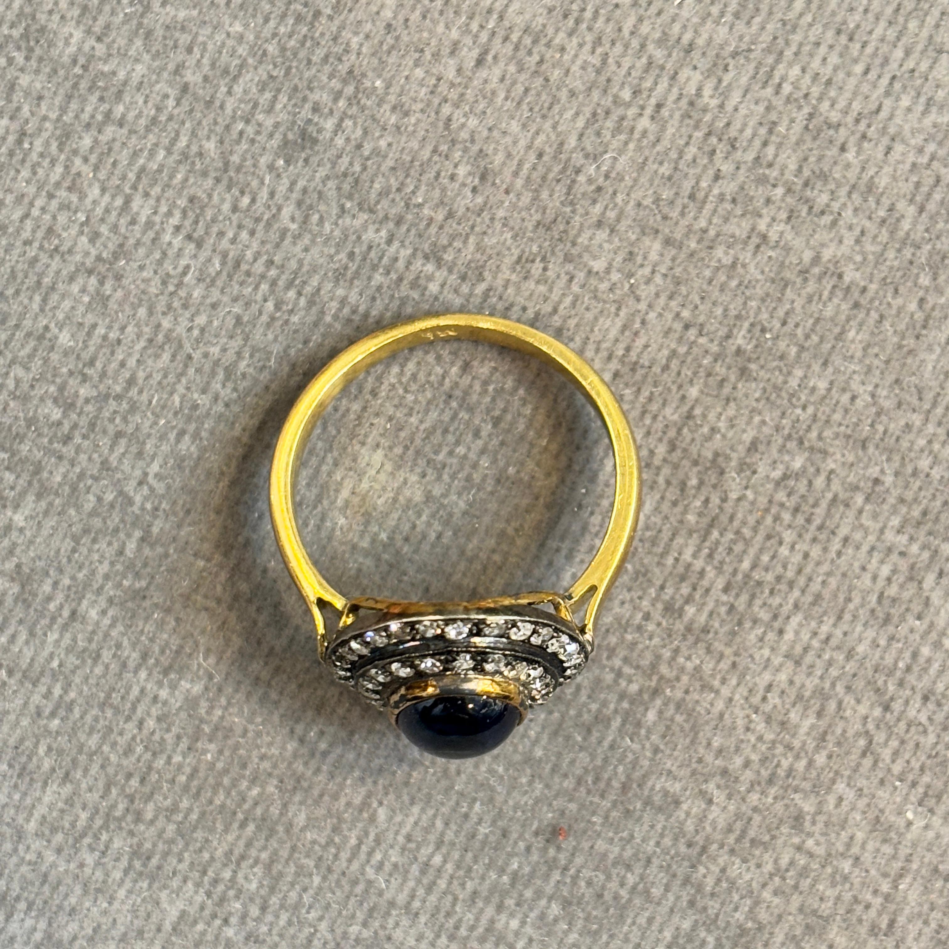 Anello con zaffiro e diamante cabochon in vendita 2