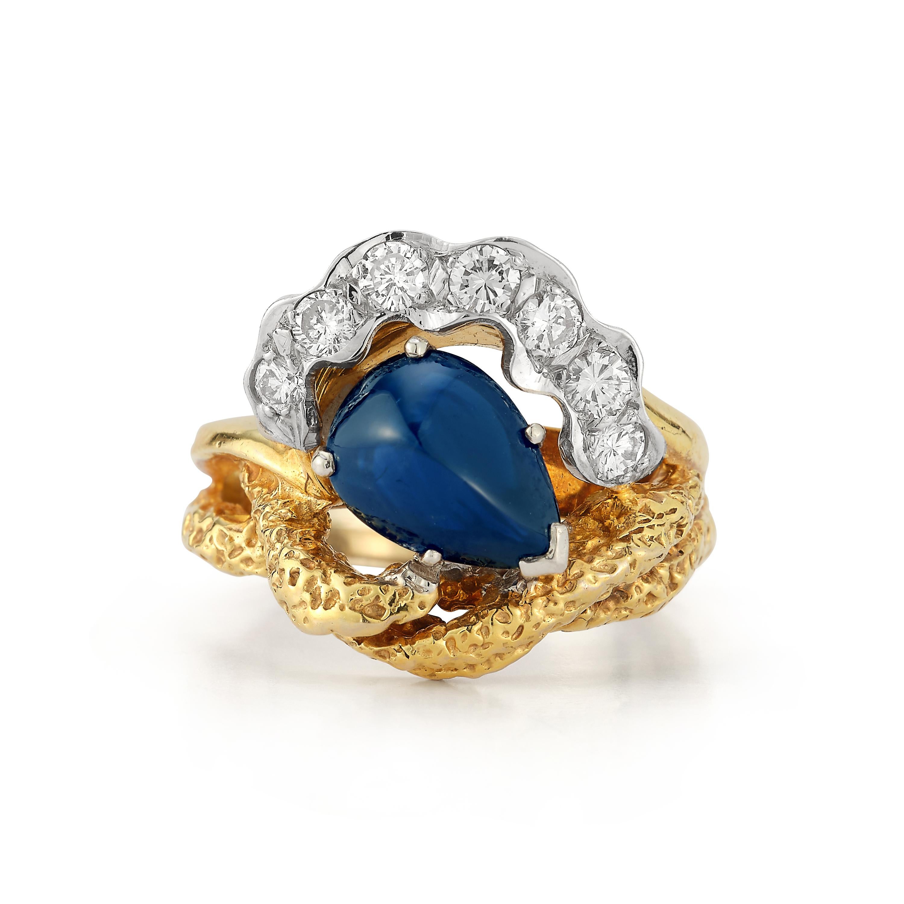 Women's Cabochon Sapphire & Diamond Cocktail Ring For Sale