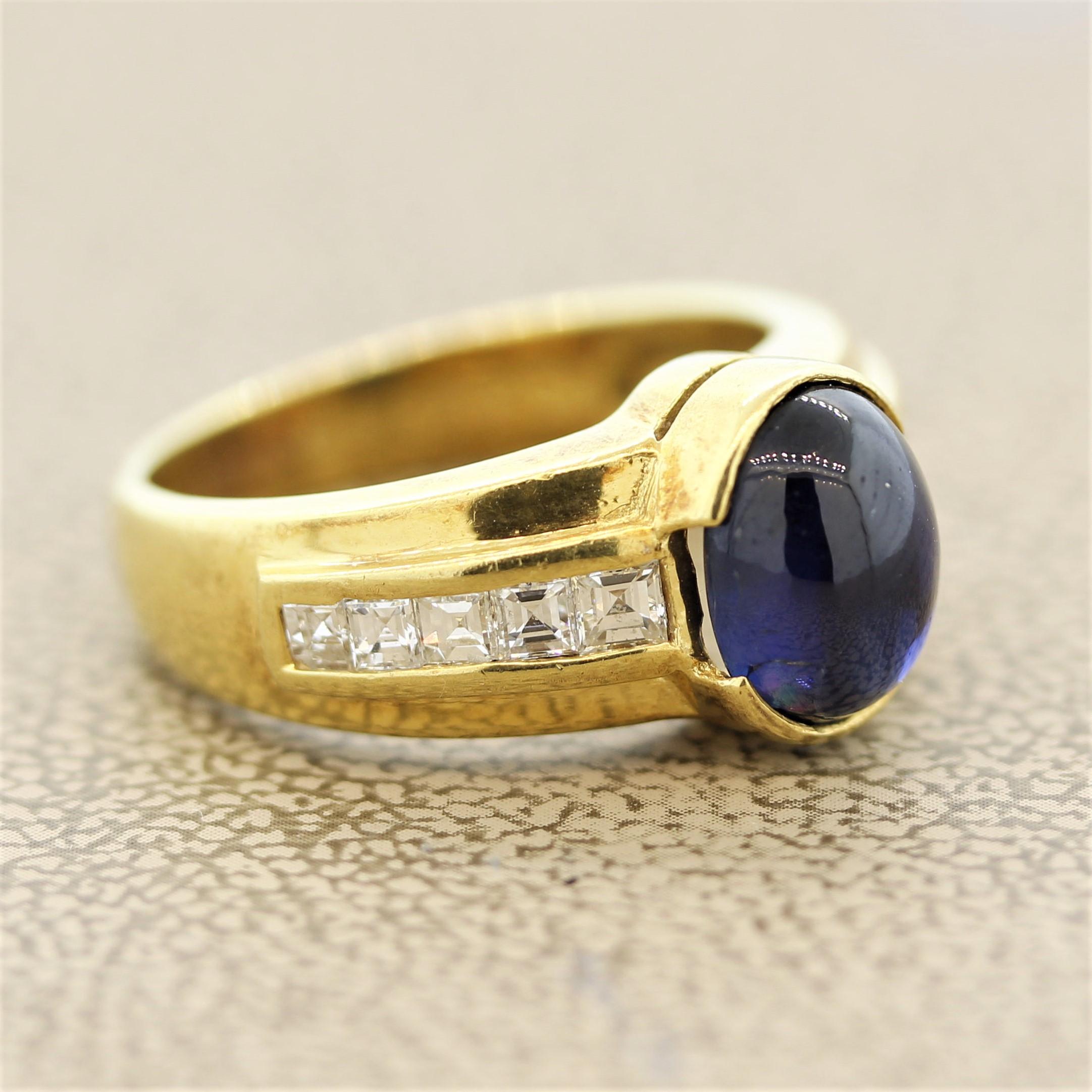 Women's Cabochon Sapphire Diamond Gold Ring
