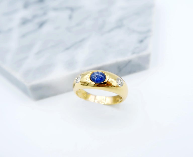 Women's or Men's Cabochon Sapphire Diamond Three-Stone 18K Yellow Gold Ring For Sale