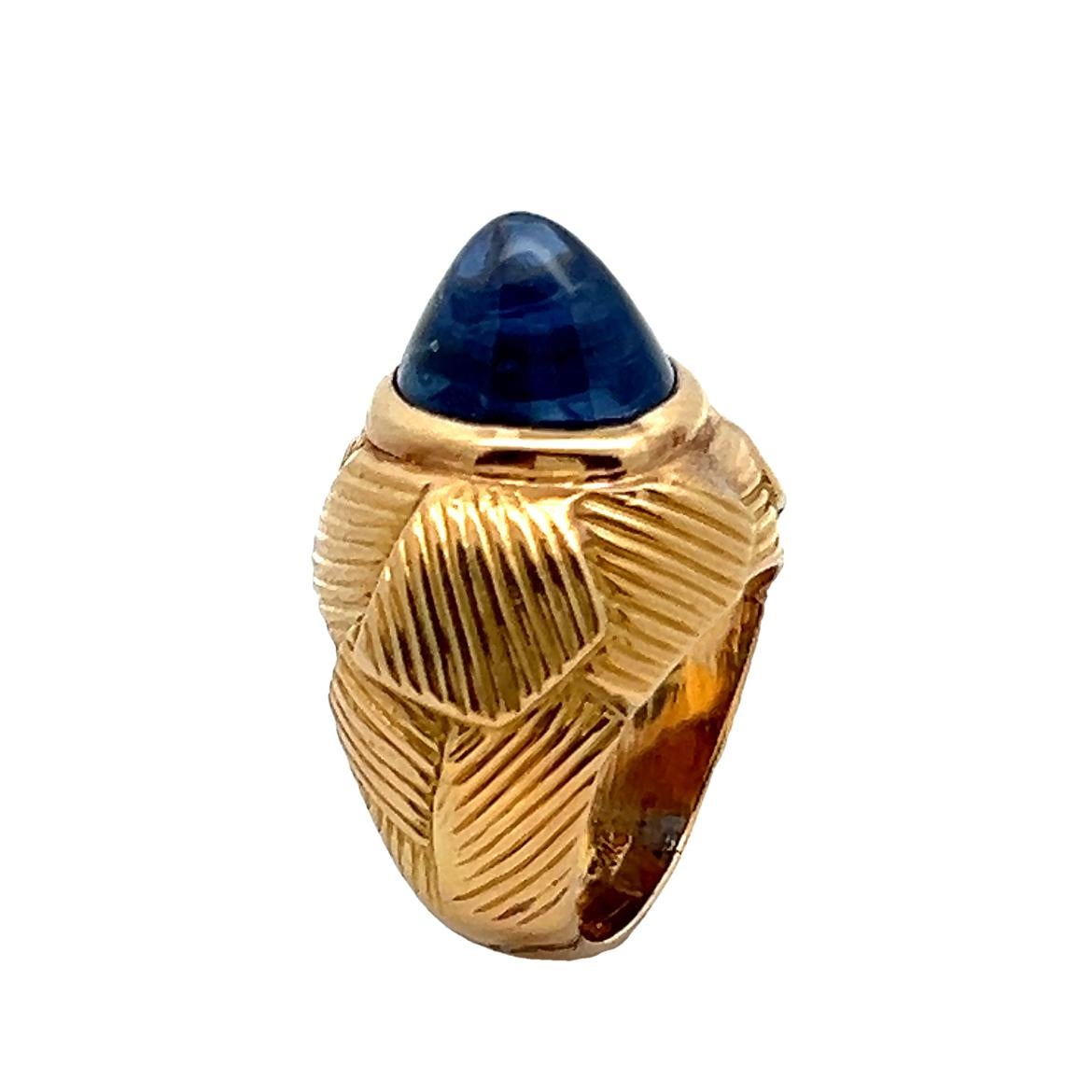Cabochon Sapphire Ring For Sale 3