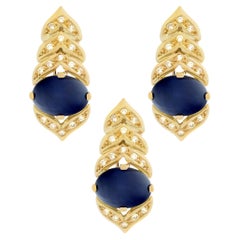 Cabochon Sapphire & Round Cut Diamonds 3 Pieces 18k Gold Pendant & Earrings