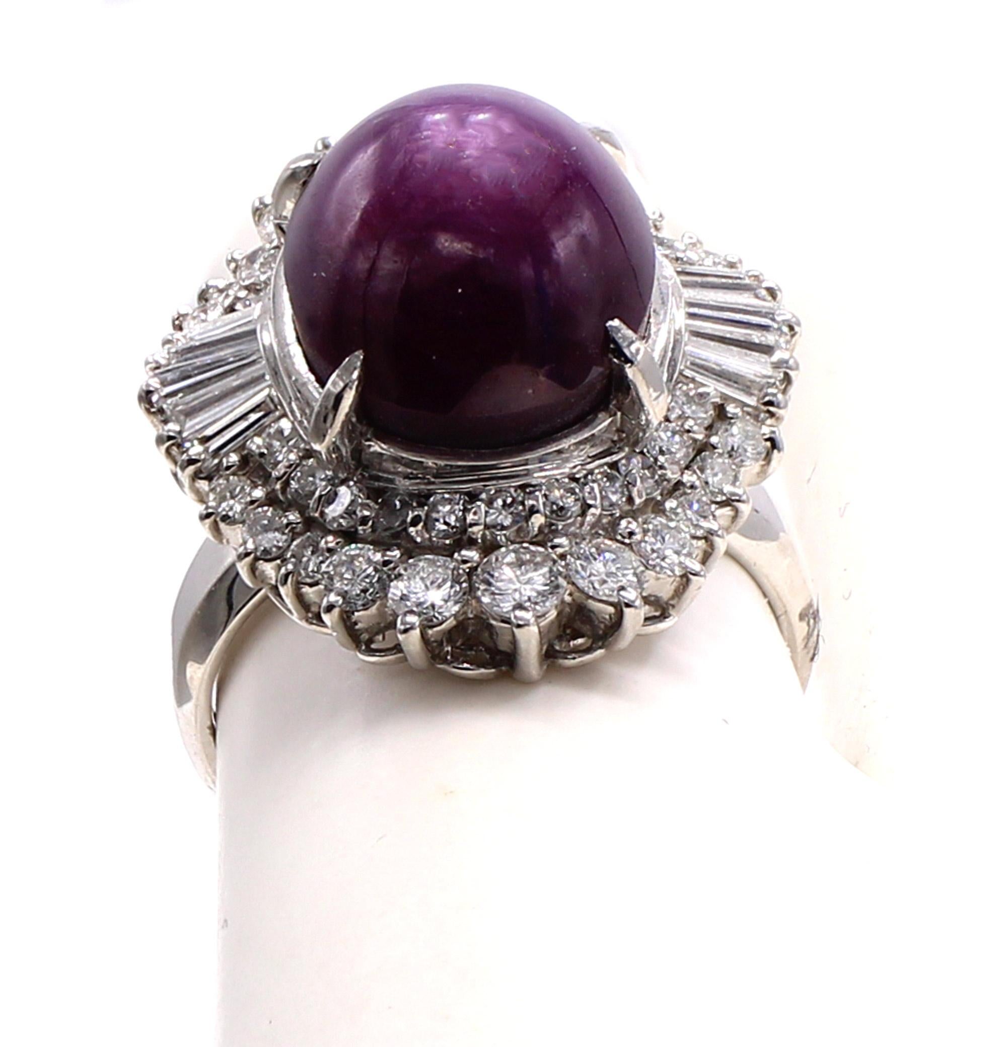 Women's or Men's Cabochon Star Ruby Diamond Platinum 1960s Ring For Sale