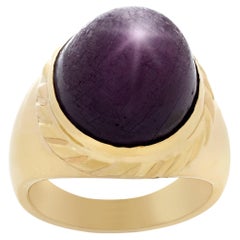 Cabochon Star Ruby Ring in 14k Yellow Gold, Total Approx. Weight: over 10 Carats