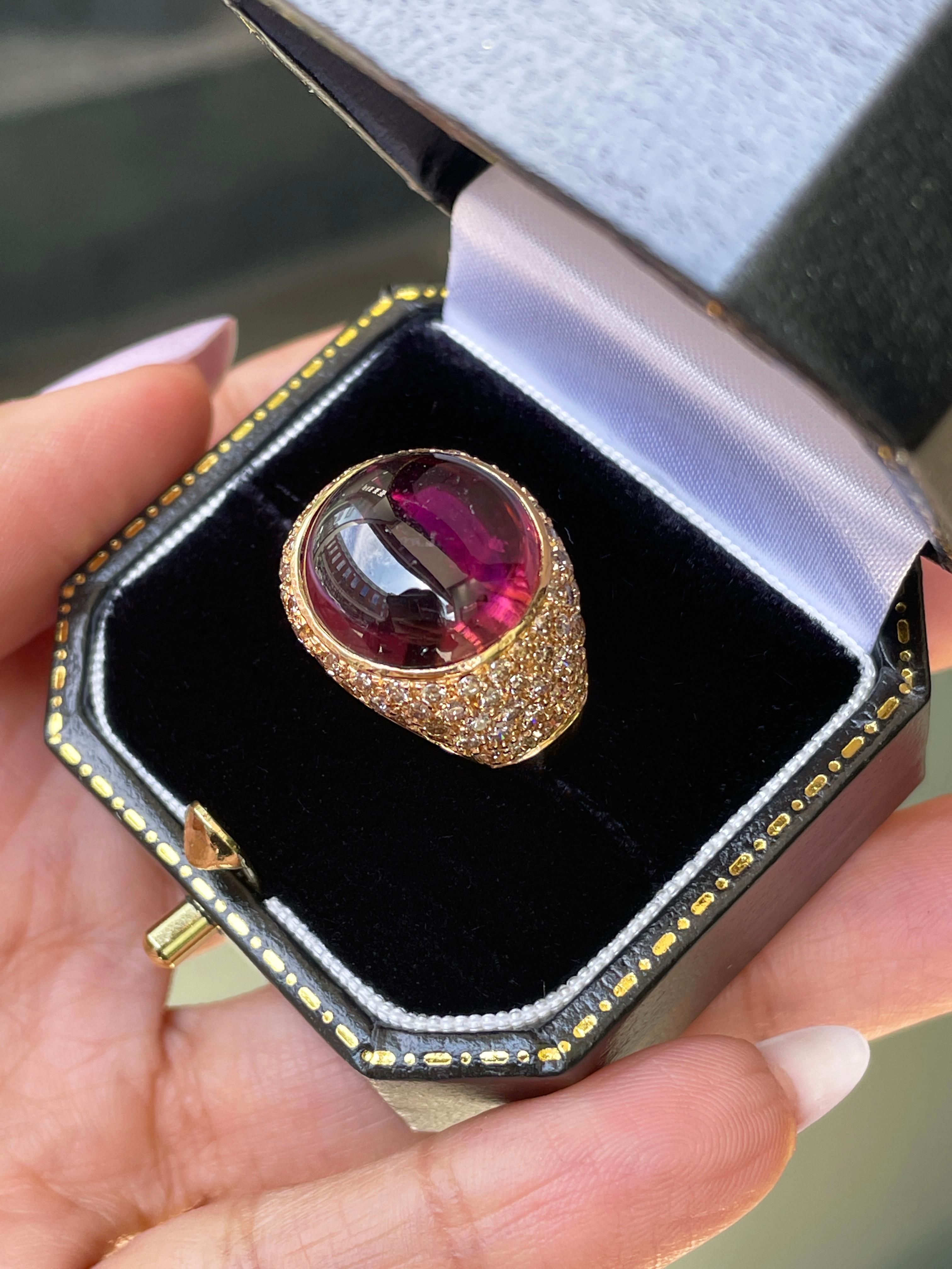 Modern Cabochon Tourmaline and Diamond 18 Carat Yellow Gold Bombé Cluster Cocktail Ring For Sale