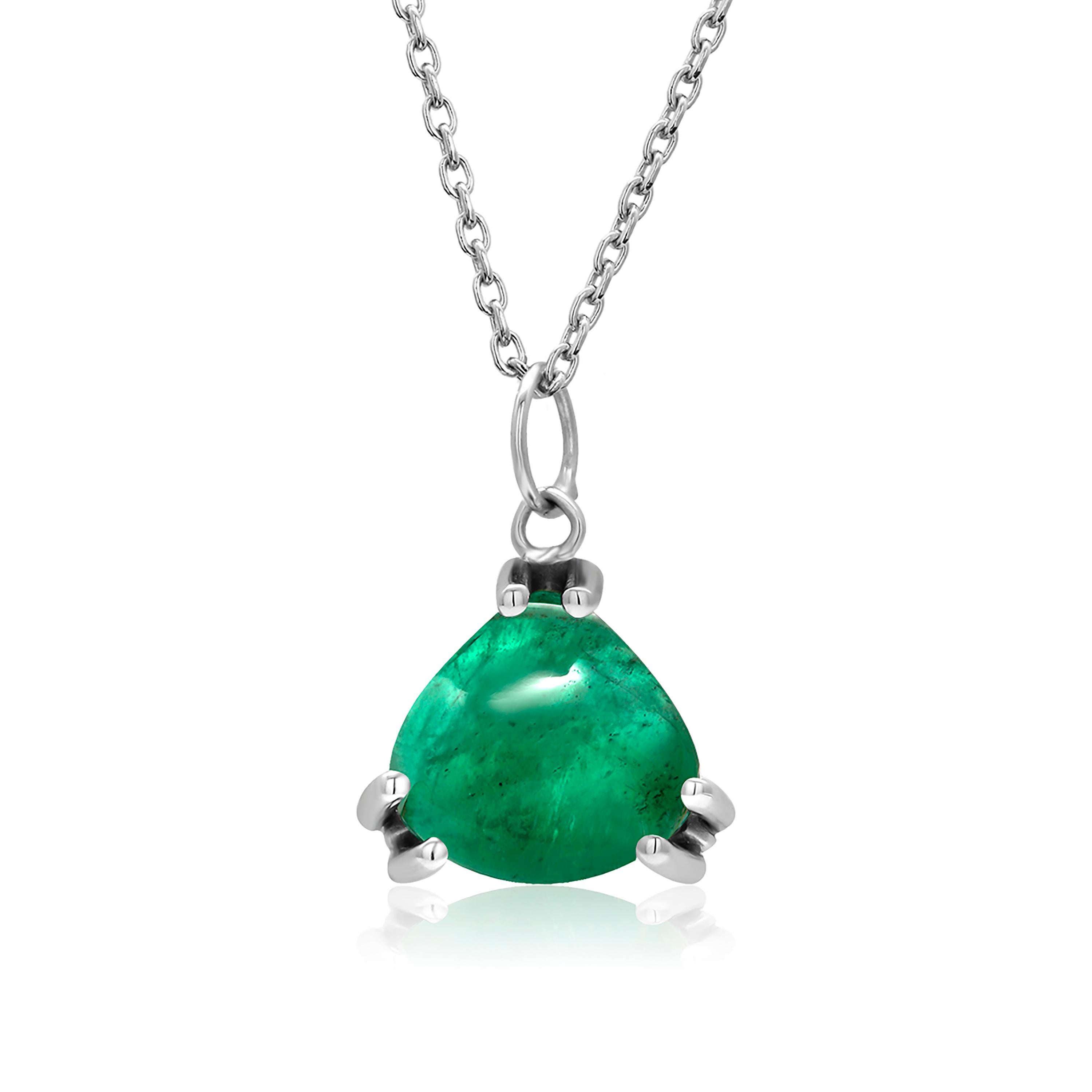 Contemporary Cabochon Trillion Shaped Natural Colombian Emerald White Gold Drop Necklace