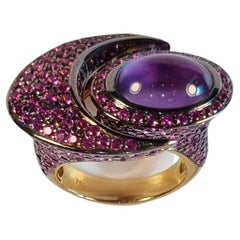 Cabouchon Amethyst and Pink Sapphires 18k Yellow Gold Ring