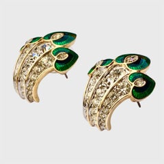 Cabouchon vergoldete grün-blaue Emaille und Strass Ohrringe circa 1990s