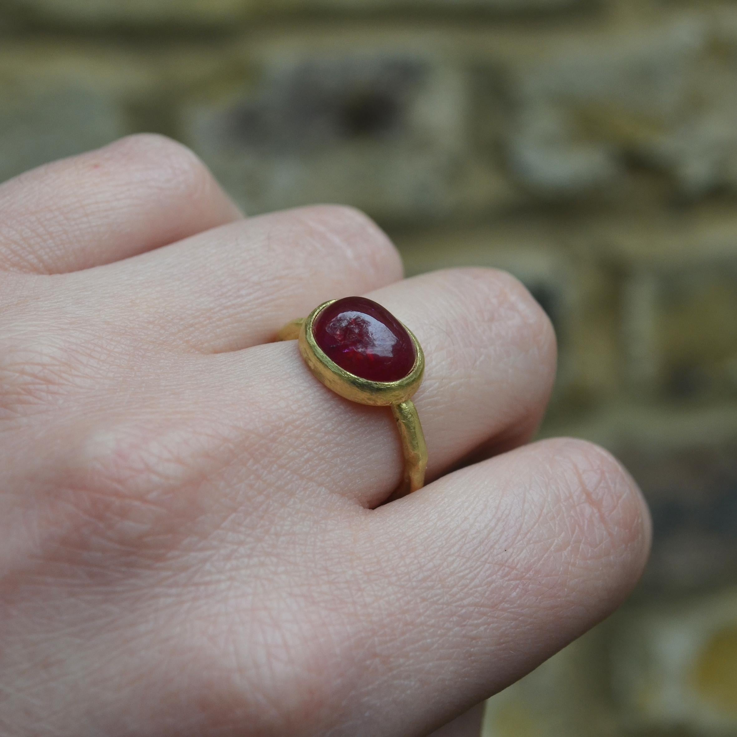 Oval Cut Cabouchon Ruby 18 Karat Gold Ring Handmade by Disa Allsopp For Sale