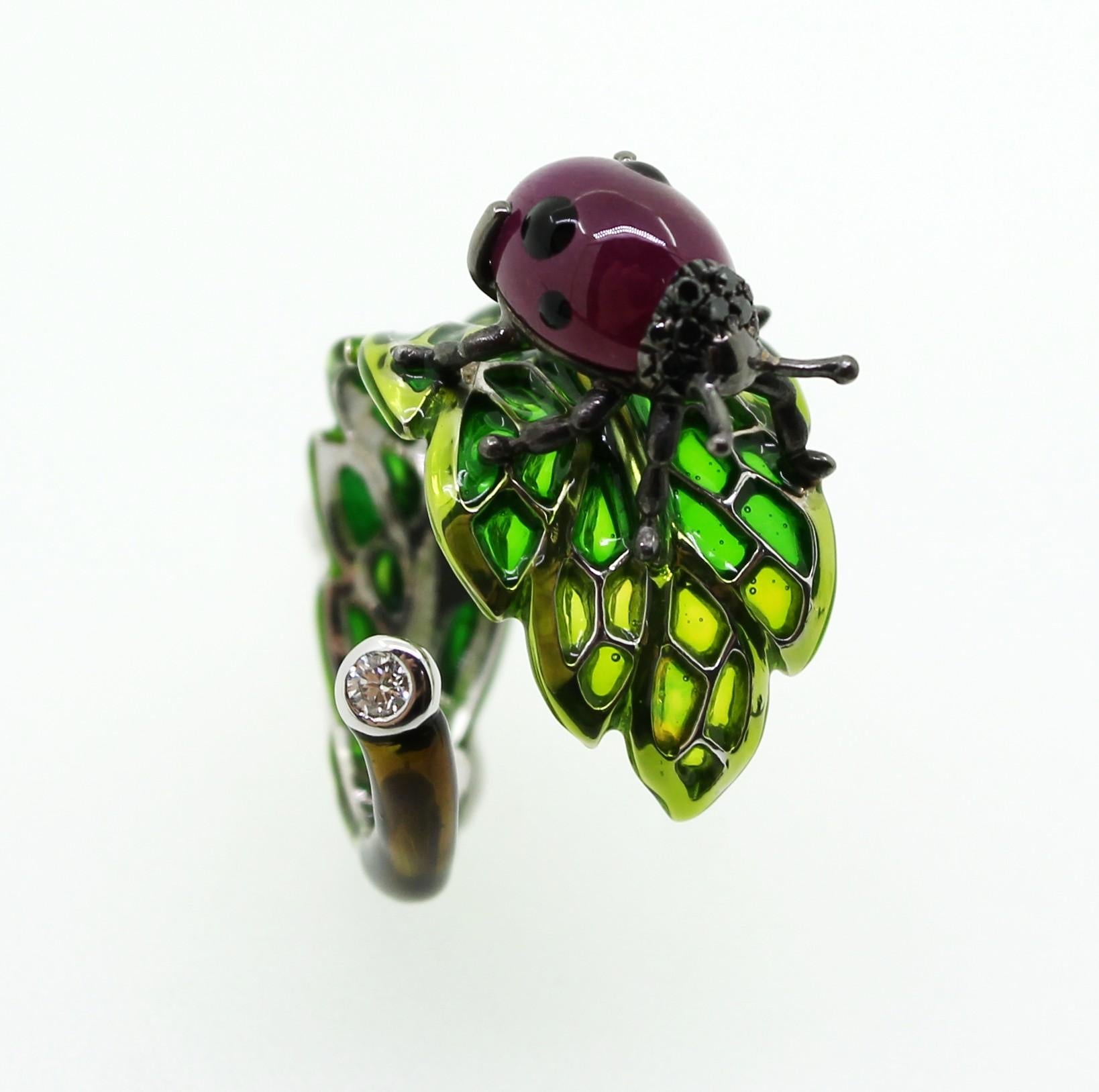 Cabouchon Ruby and Black Diamond Ladybug Cocktail Ring For Sale 6