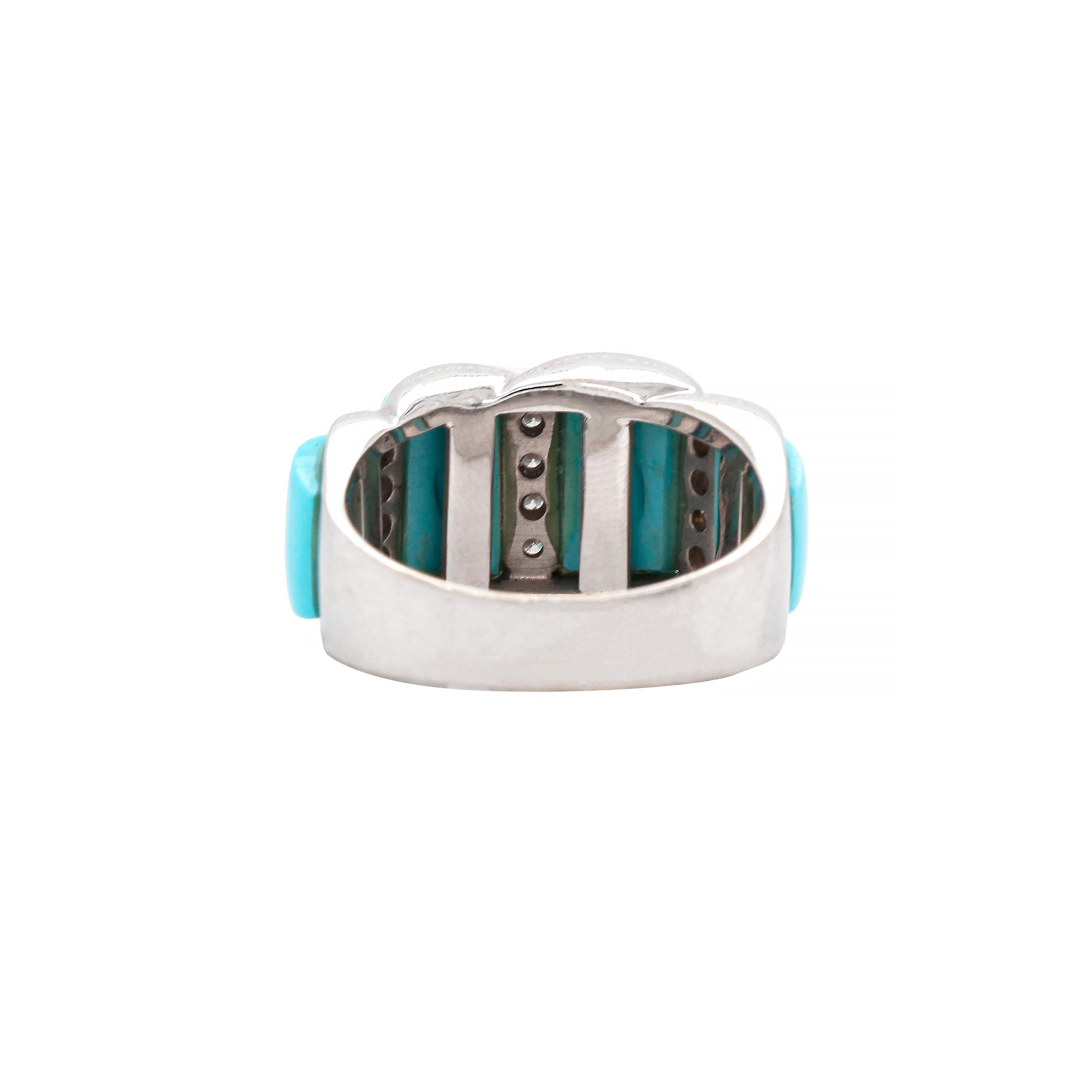 This wonderful cocktail ring features 4 rectangular cabouchon turquoise in a rich even sky blue colour, variating in sizes.
The cabouchons are separated by 3 rows of 4 fine quality round brilliant cut diamonds each, with a total approximate combined