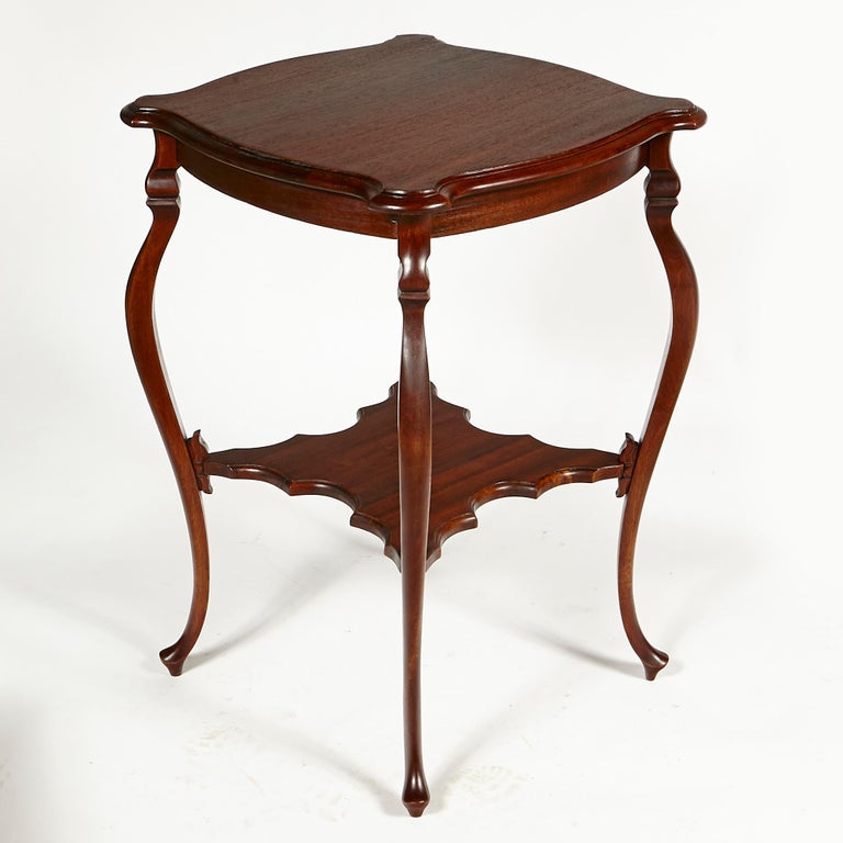 Cabriole Leg Side Table For Sale at 1stDibs