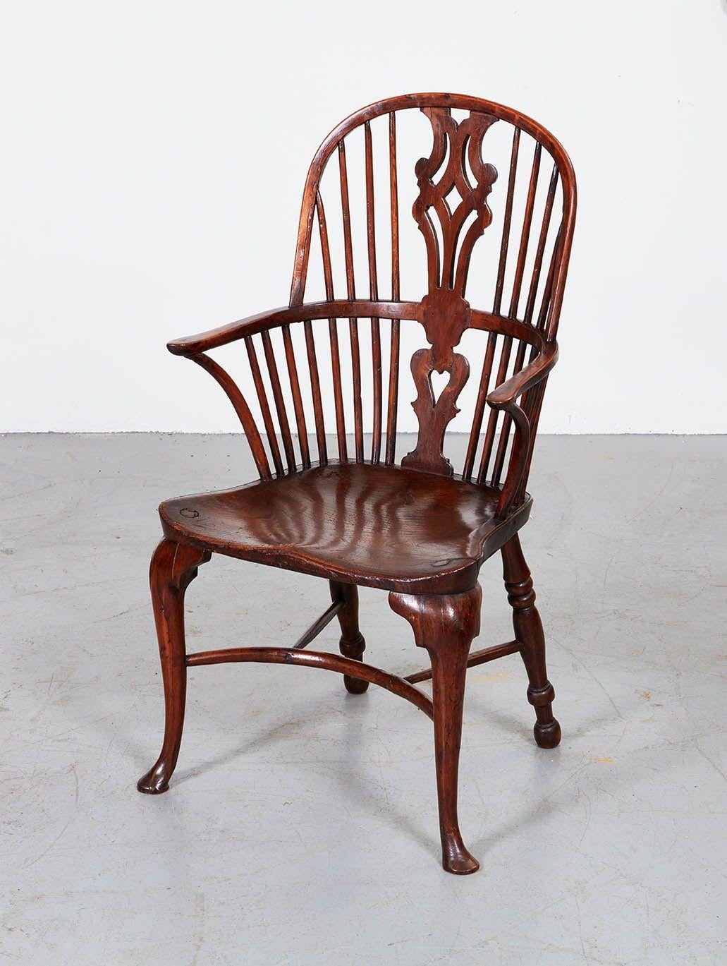 Cabriole Leg Yew Wood Windsor Armchair For Sale 3