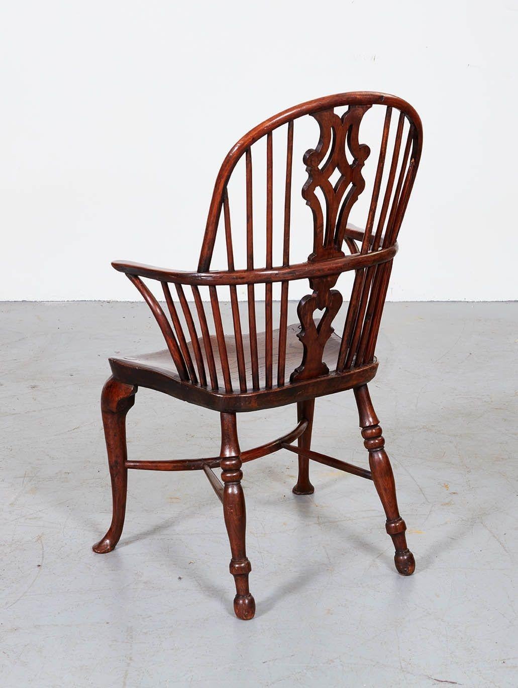 Cabriole Leg Yew Wood Windsor Armchair For Sale 1