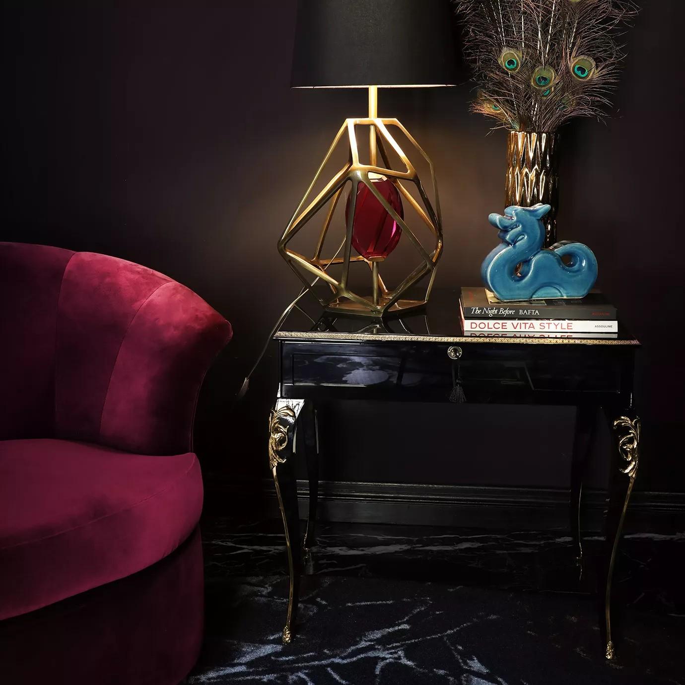 Cabriole Nightstand In New Condition For Sale In Manassas, VA