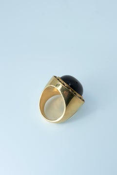 Anillo Cabuchón Ónix Esmalte Negro Chapado en Oro J Dauphin