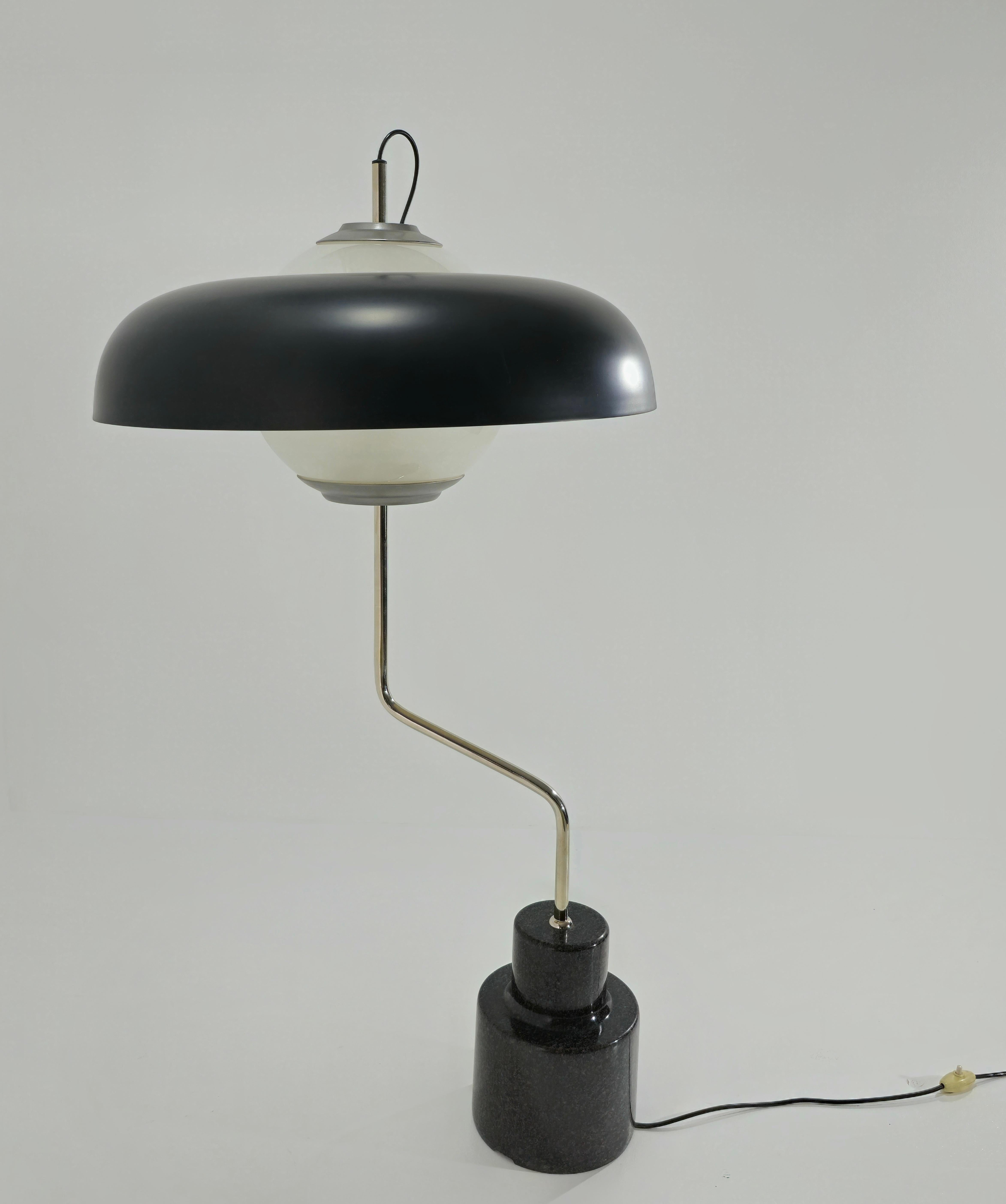 Caccia Dominioni Rare and Monumental Mikado Table Lamp Italy 1962 Mid-Century For Sale 7