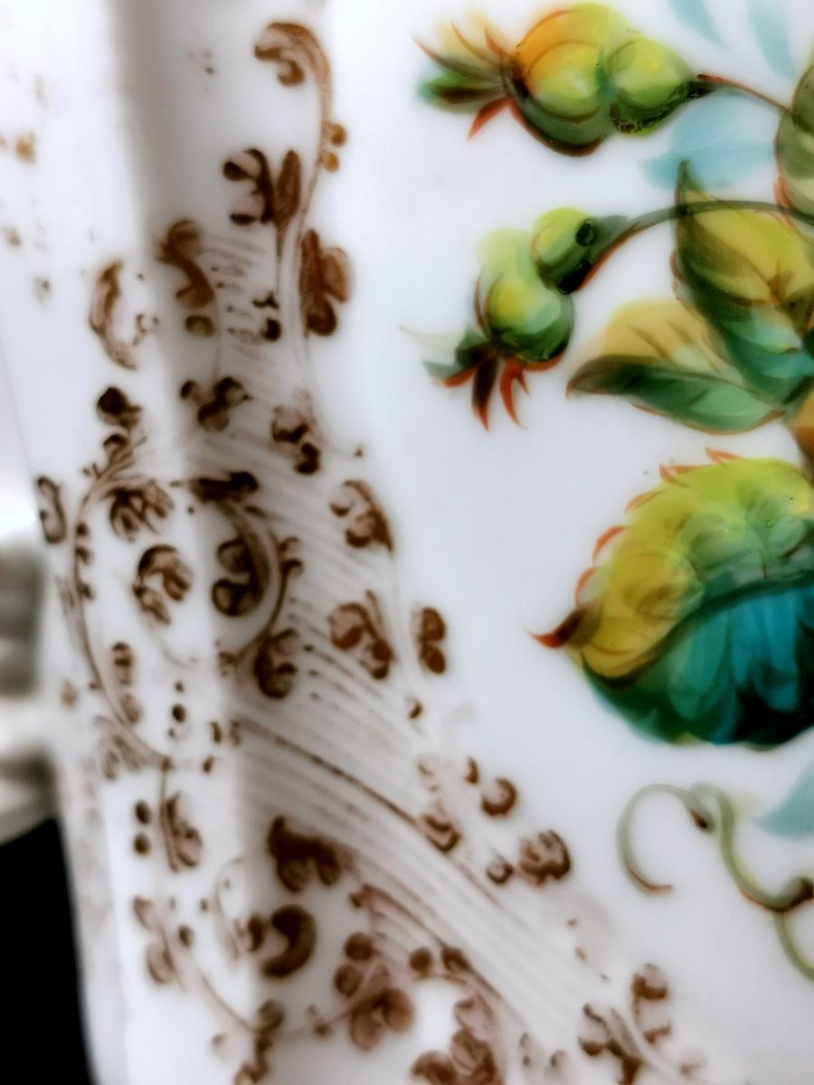 Cachepot Porcelain De Paris Hand decorated Napoleon III In Good Condition In Prato, Tuscany